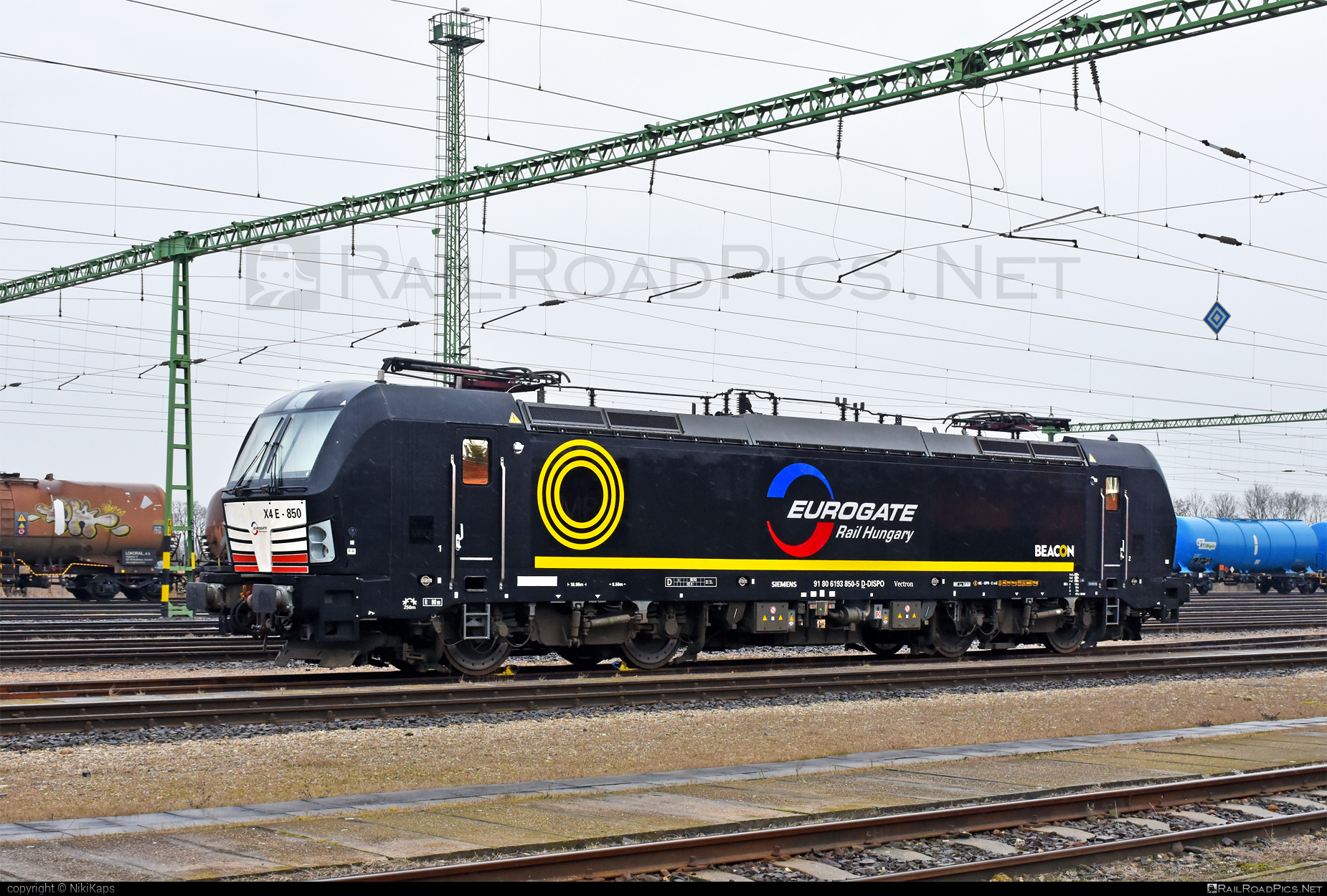 Siemens Vectron AC - 193 850 operated by Eurogate Rail Hungary #EurogateRailHungary #beaconrailleasing #beaconrailleasinglimited #brll #eurogate #siemens #siemensVectron #siemensVectronAC #vectron #vectronAC
