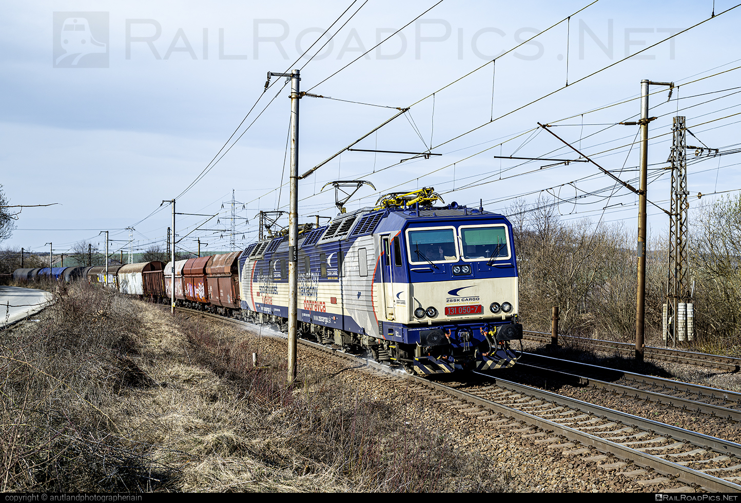 Škoda 58E - 131 050-7 operated by Železničná Spoločnost' Cargo Slovakia a.s. #ZeleznicnaSpolocnostCargoSlovakia #e4791 #locomotive131 #mixofcargo #skoda #skoda58e #zsskcargo