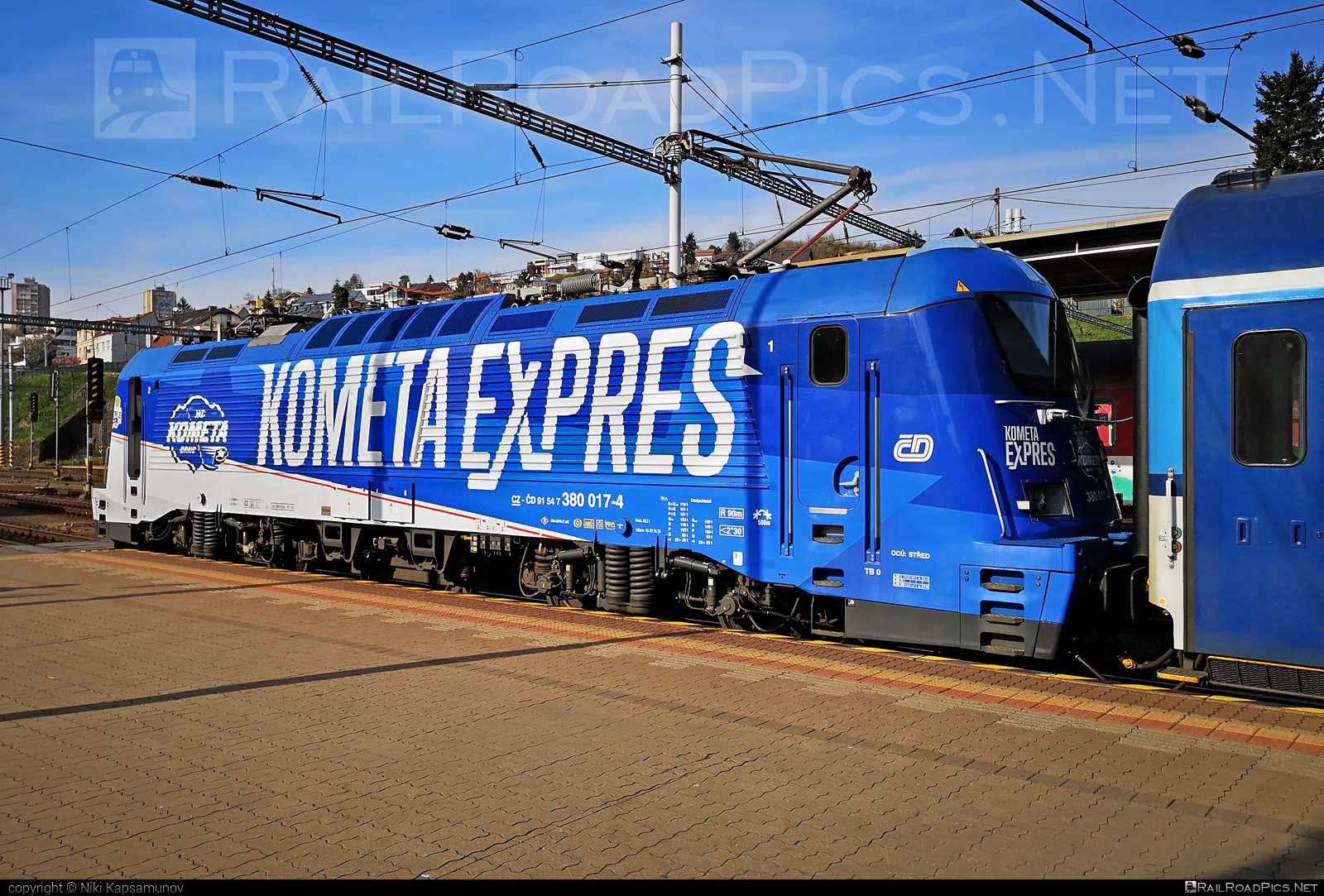 Škoda 109E1 Emil Zátopek - 380 017-4 operated by České dráhy, a.s. #ceskeDrahy #emilzatopeklocomotive #kometaexpres #locomotive380 #skoda #skoda109e #skoda109elocomotive