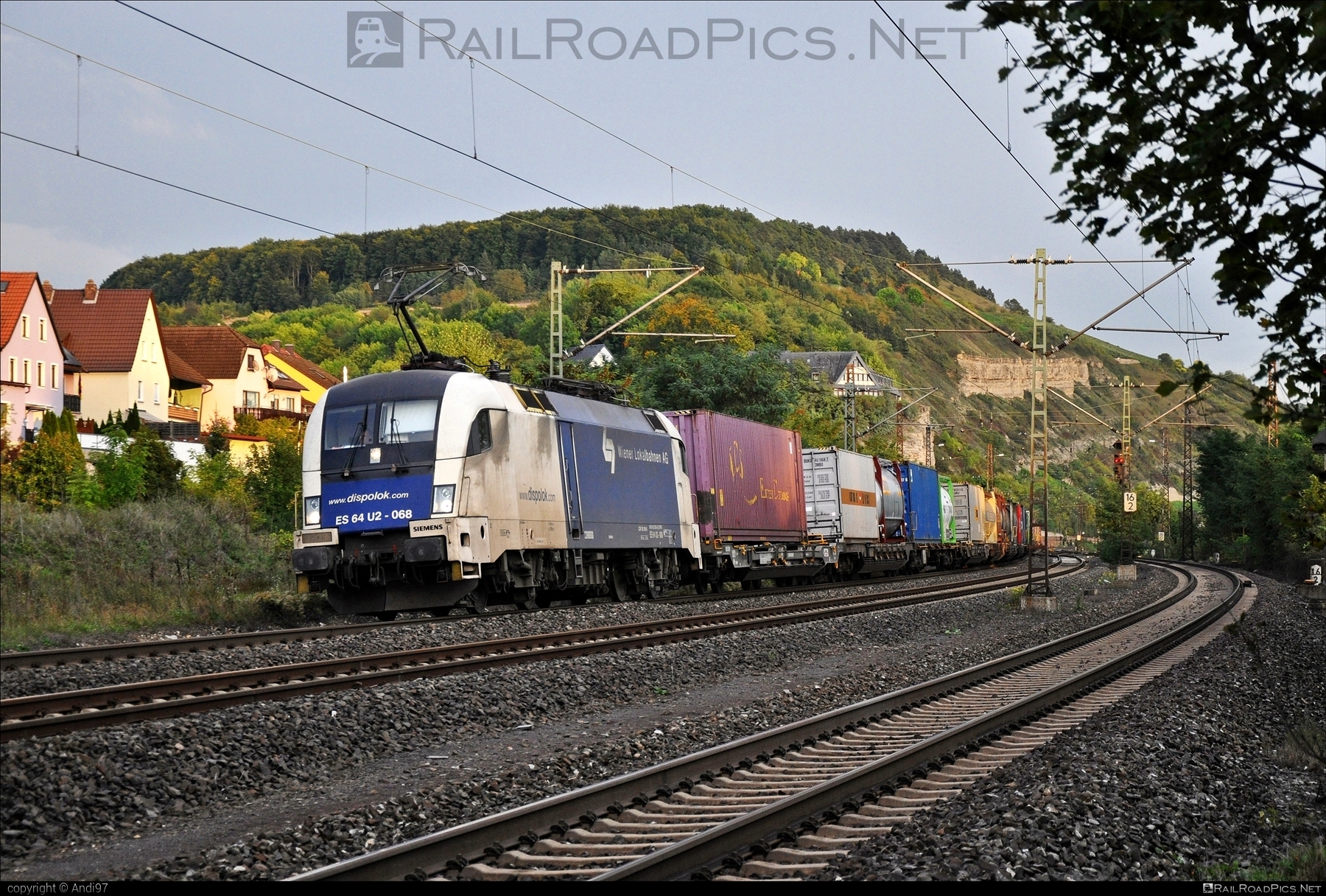 Siemens ES 64 U2 - 182 568 operated by Wiener Lokalbahnen Cargo GmbH #container #dispolok #es64 #es64u2 #eurosprinter #flatwagon #mitsuirailcapitaleurope #mitsuirailcapitaleuropegmbh #mrce #siemens #siemensEs64 #siemensEs64u2 #siemenstaurus #tauruslocomotive #wienerlokalbahnencargo #wienerlokalbahnencargogmbh #wlc