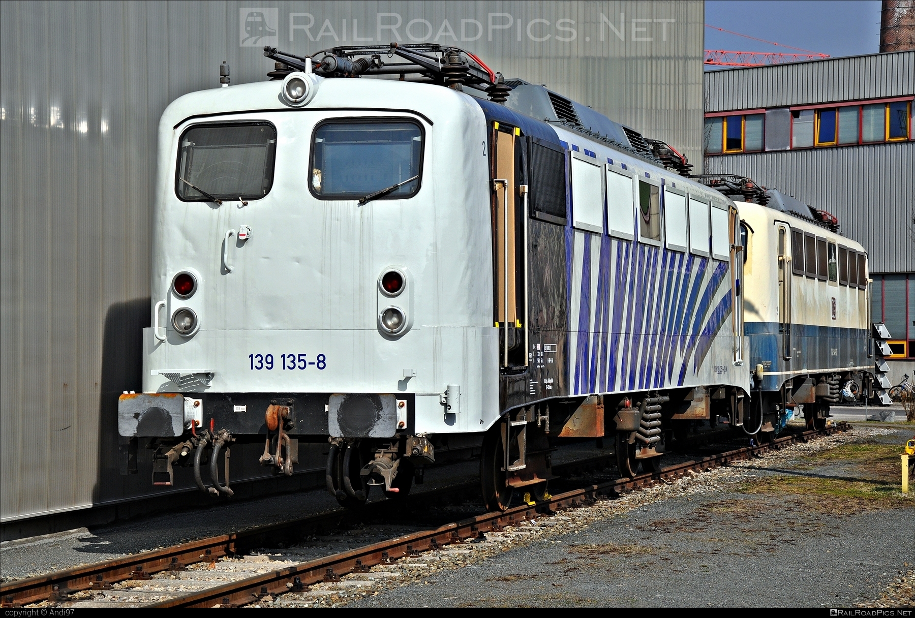 DB Class E 40 (139) - 139 135-8 operated by Lokomotion Gesellschaft für Schienentraktion mbH #LokomotionGesellschaftFurSchienentraktion #dbClass139 #dbClassE40 #lokomotion