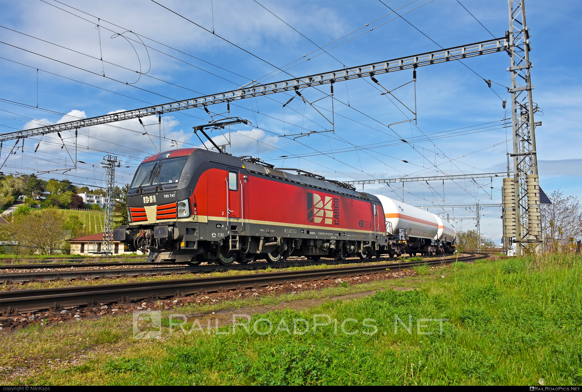 Siemens Vectron MS - 193 747 operated by IDS CARGO a. s. #ell #ellgermany #eloc #europeanlocomotiveleasing #idsc #idscargo #kesselwagen #siemens #siemensVectron #siemensVectronMS #tankwagon #vectron #vectronMS