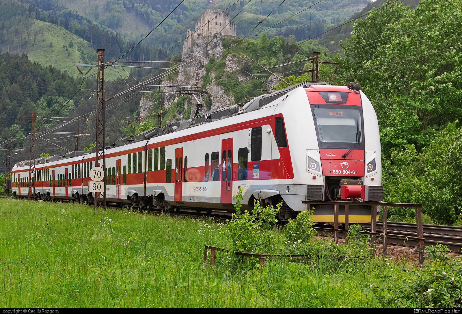 660 804-6 - Škoda 14Ev RegioPanter operated by Železničná