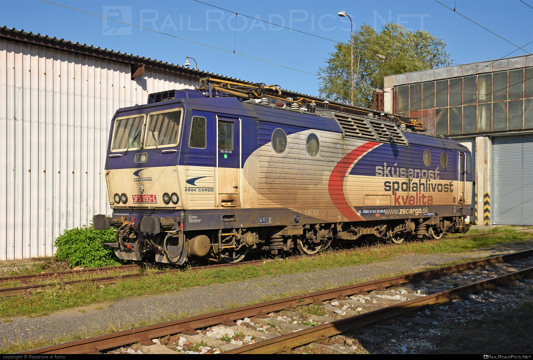 363 093-6 - Škoda 69E operated by Železničná Spoločnost' Cargo