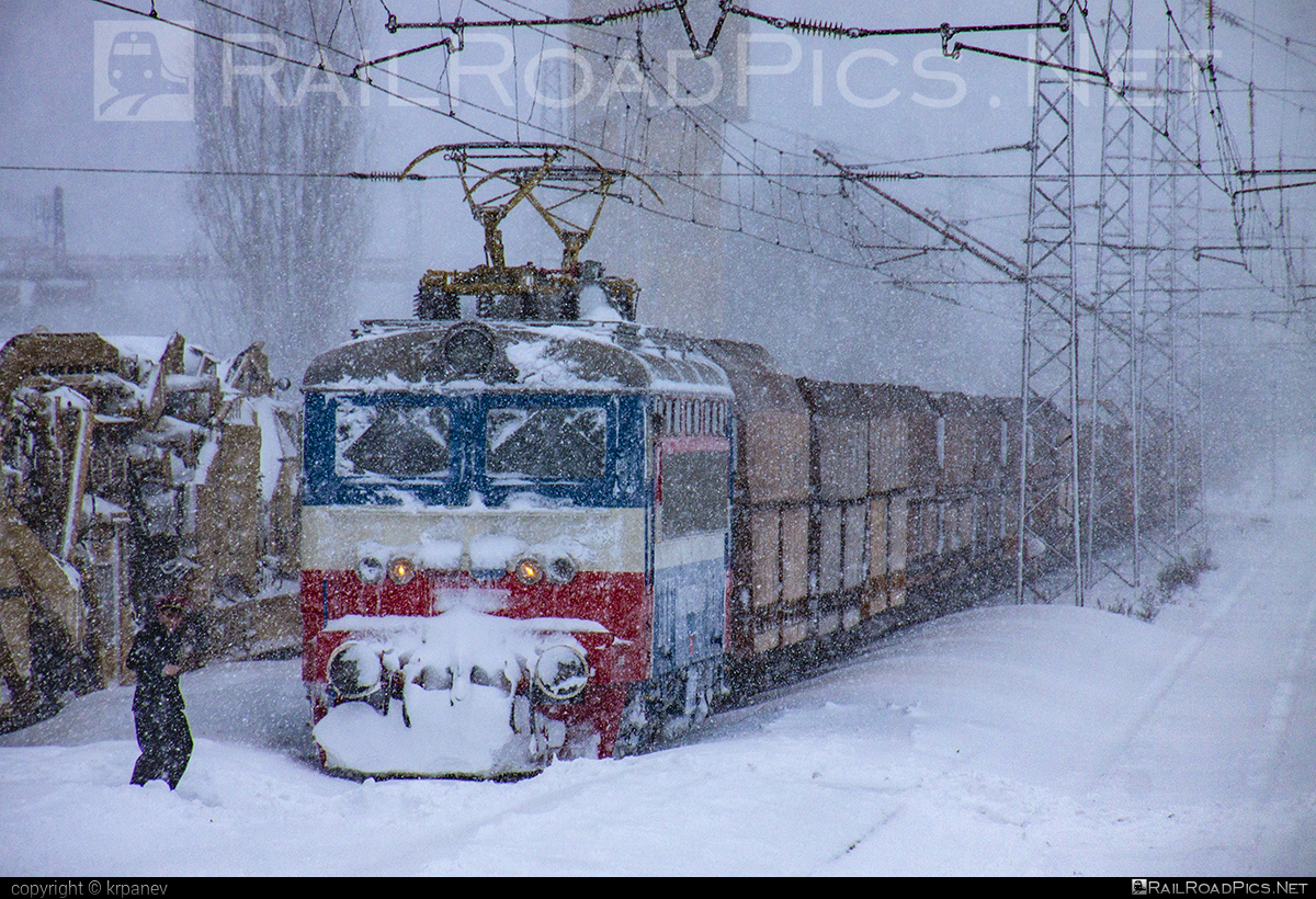 Škoda 68E - 44 072-4 operated by TBD Tovarni Prevozi EAD („ТБД - Тoвapни прeвoзи” EАД) #BDZclass44 #TBD #TBDTovarniPrevozy #TBDTovarniPrevozyEAD #hopperwagon #plechac #skoda #skoda68E #ТБД #ТБДToвapниПрeвoзи #ТБДToвapниПрeвoзиEАД