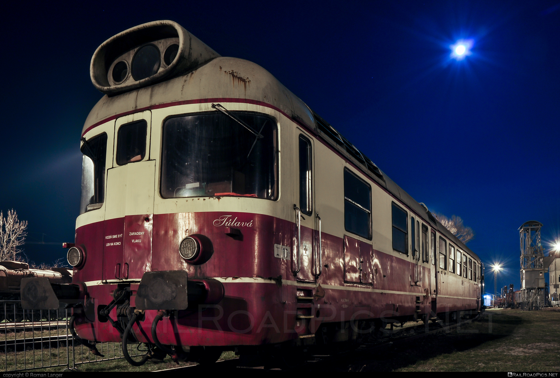 Vagónka TATRA Studénka M 286.0 - 850 018-7 operated by Železnice Slovenskej Republiky #csd850 #csdm286 #m286 #tulava #vagonkastudenka #vagonkatatrastudenka #zelezniceslovenskejrepubliky #zsr