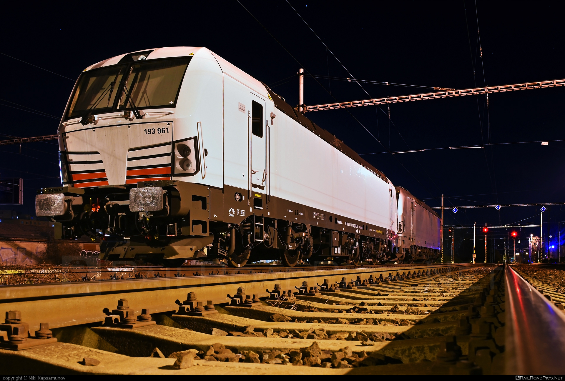 Siemens Vectron MS - 193 961 operated by Salzburger Eisenbahn Transportlogistik GmbH #SalzburgerEisenbahnTransportlogistik #SalzburgerEisenbahnTransportlogistikGmbH #SiemensMobility #SiemensMobilityGmbH #setg #siemens #siemensVectron #siemensVectronMS #vectron #vectronMS