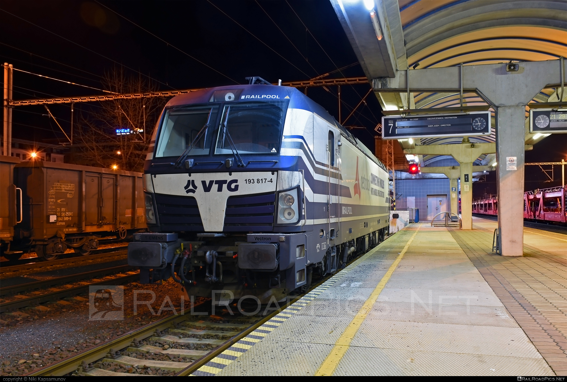 Siemens Vectron AC - 193 817-4 operated by Retrack GmbH & Co. KG #railpool #railpoolgmbh #retrack #retrackgmbh #siemens #siemensvectron #siemensvectronac #vectron #vectronac #vtg