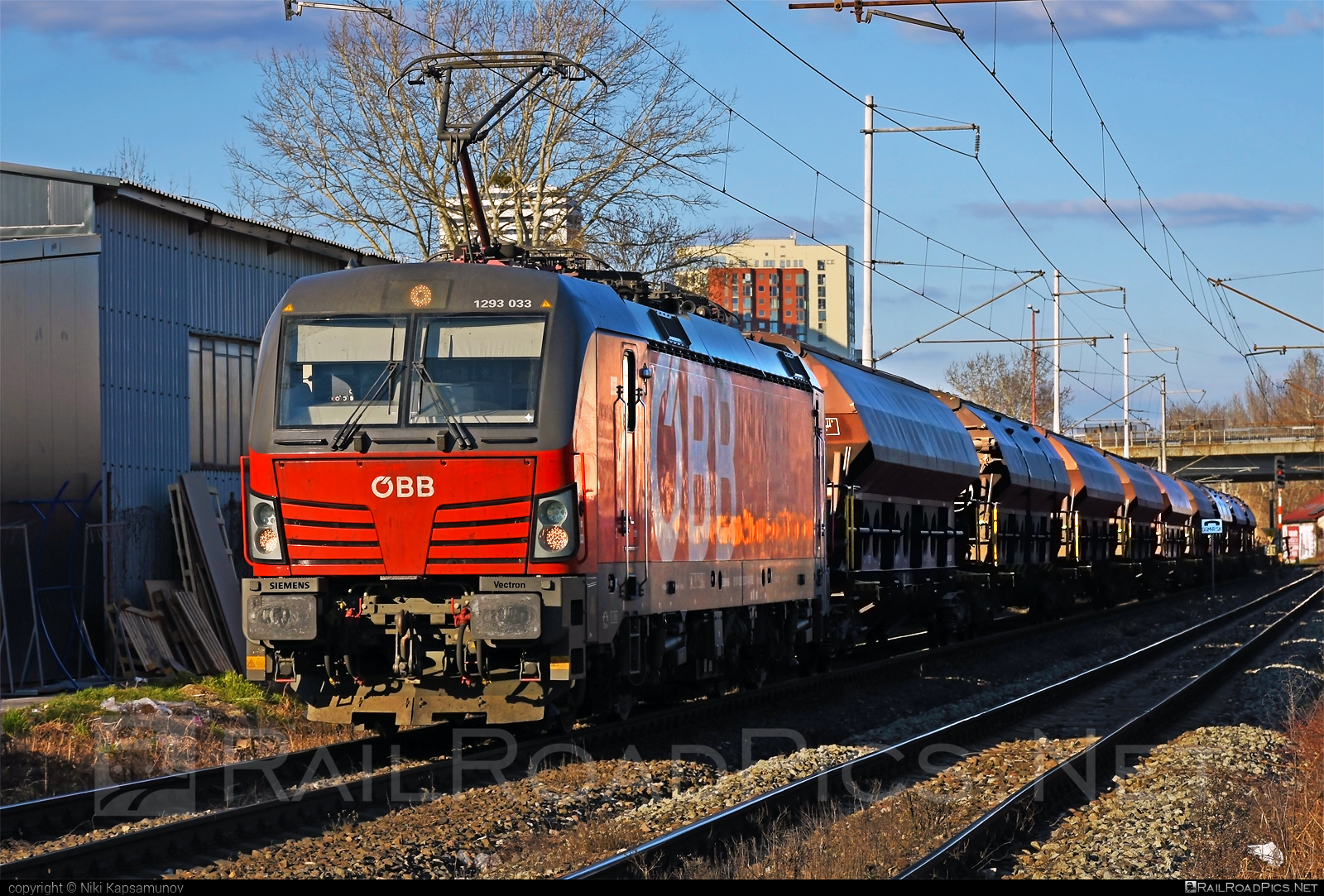 Siemens Vectron MS - 1293 033 operated by Rail Cargo Austria AG #hopperwagon #obb #osterreichischebundesbahnen #rcw #siemens #siemensVectron #siemensVectronMS #vectron #vectronMS