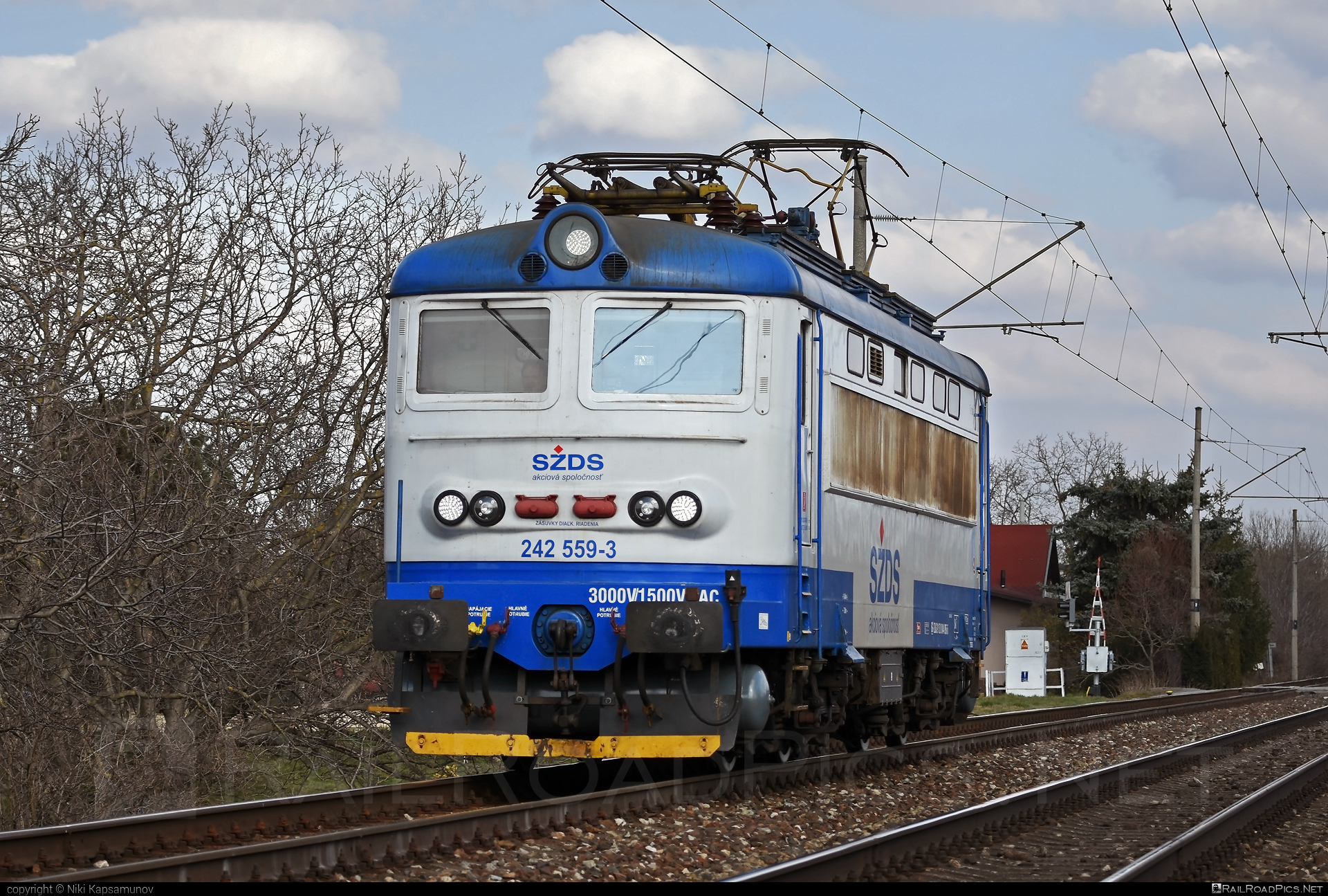 Škoda 73E - 242 559-3 operated by I. G. Rail, s. r. o. #igrail #locomotive242 #plechac #skoda #skoda73e #szds