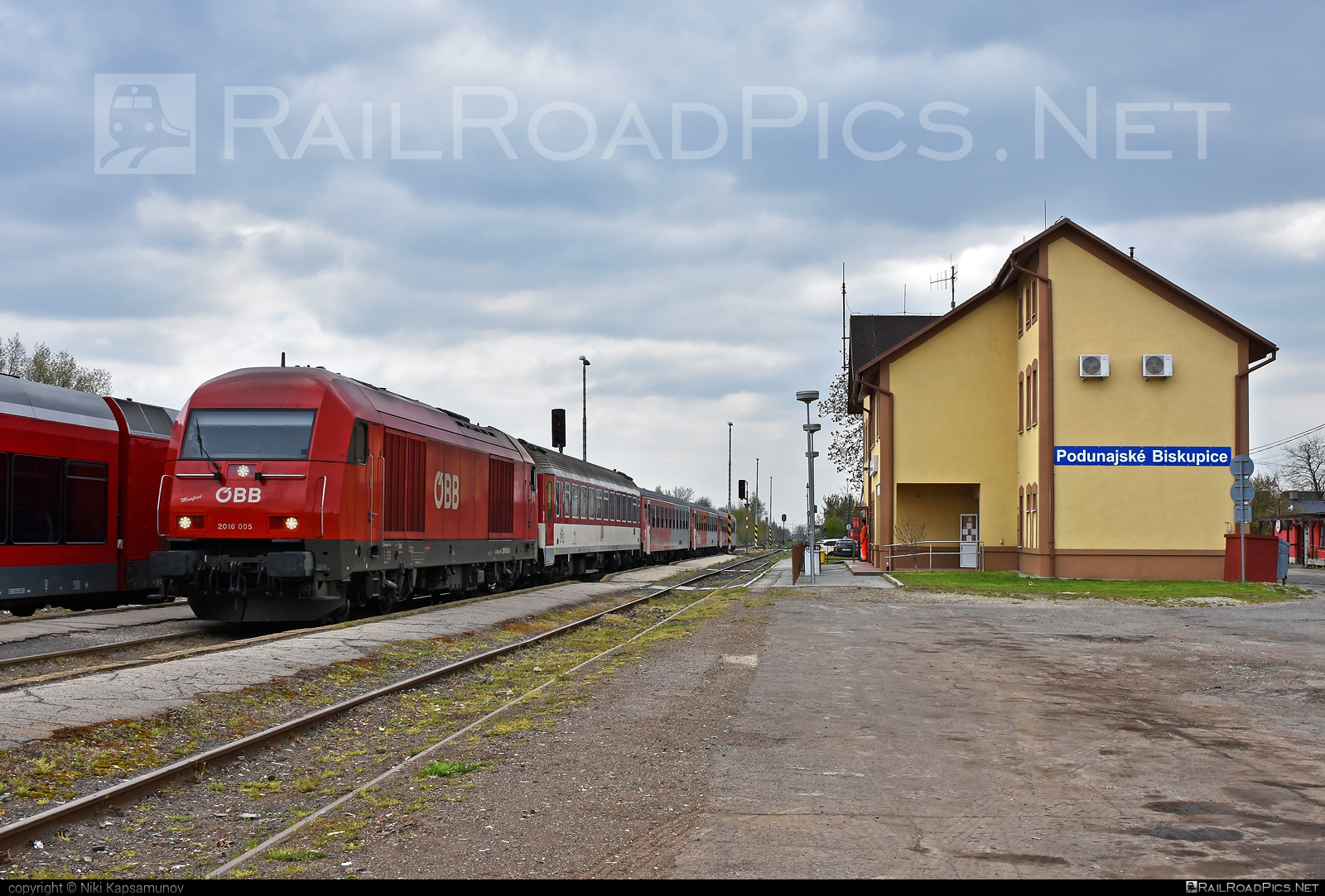 Siemens ER20 - 2016 005 operated by Österreichische Bundesbahnen #cityshuttle #er20 #er20hercules #eurorunner #hercules #obb #osterreichischebundesbahnen #siemens #siemenser20 #siemenser20hercules #siemenseurorunner #siemenshercules