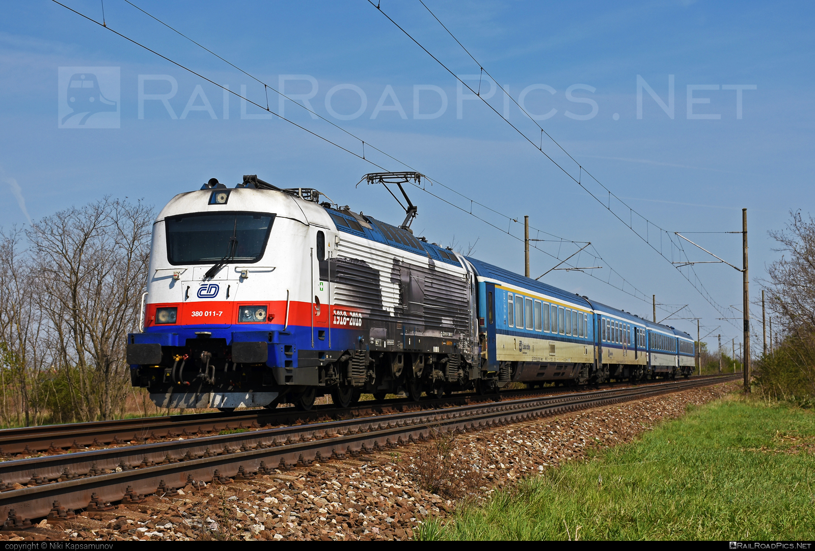 Škoda 109E1 Emil Zátopek - 380 011-7 operated by České dráhy, a.s. #cd #ceskedrahy #emilzatopeklocomotive #locomotive380 #skoda #skoda109e #skoda109elocomotive