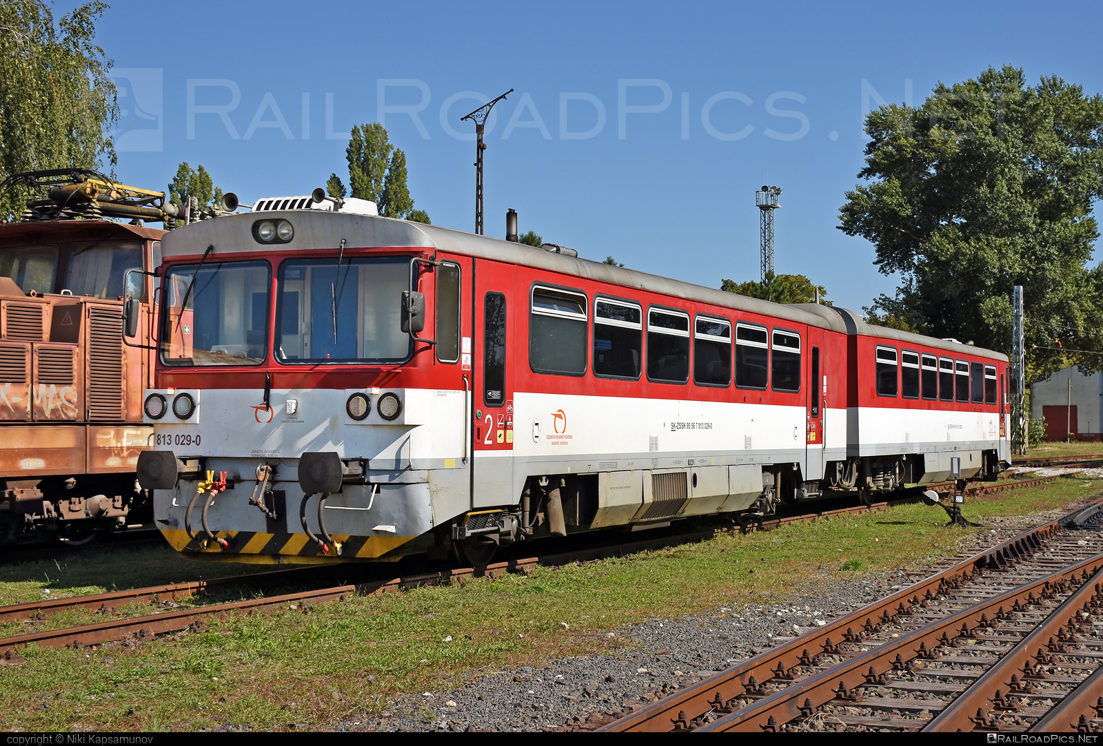 ŽOS Zvolen Class 813.0/913.0 - 813 029-0 operated by Železničná Spoločnost' Slovensko, a.s. #ZeleznicnaSpolocnostSlovensko #bageta #zoszvolen #zoszvolen8130 #zoszvolen9130 #zssk