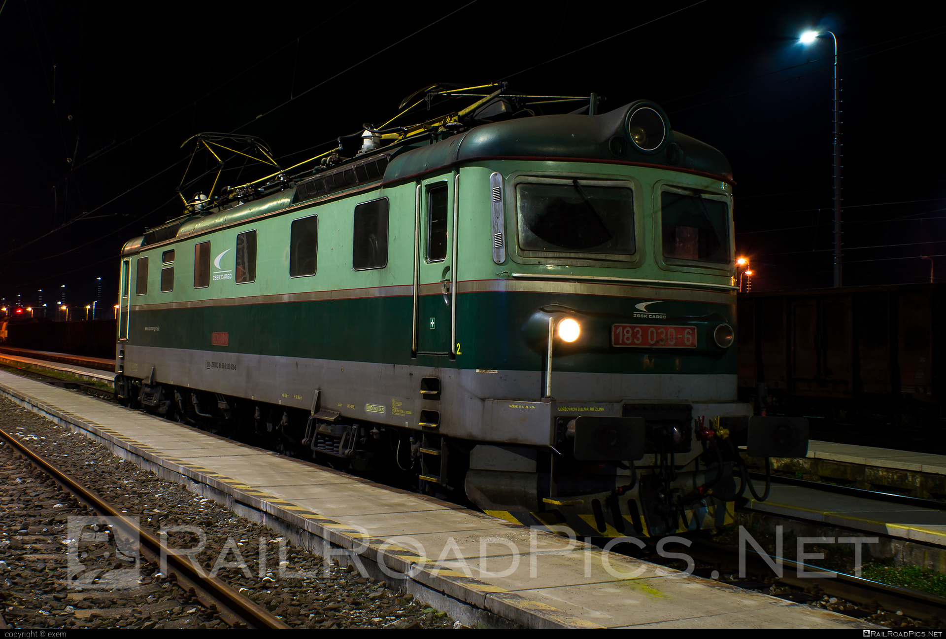 Škoda 61E - 183 030-6 operated by Železničná Spoločnost' Cargo Slovakia a.s. #ZeleznicnaSpolocnostCargoSlovakia #locomotive183 #rakana #sestikolak #sestikolo #skoda #skoda61e #zsskcargo