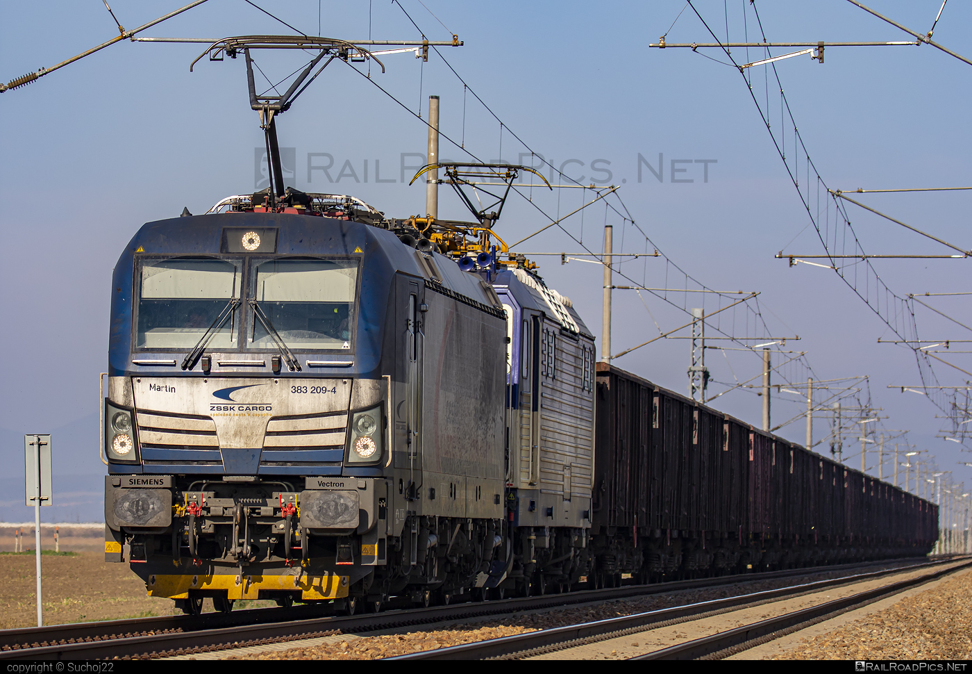 Siemens Vectron MS 383 209 4 Operated By elezni n Spolo nost Cargo 