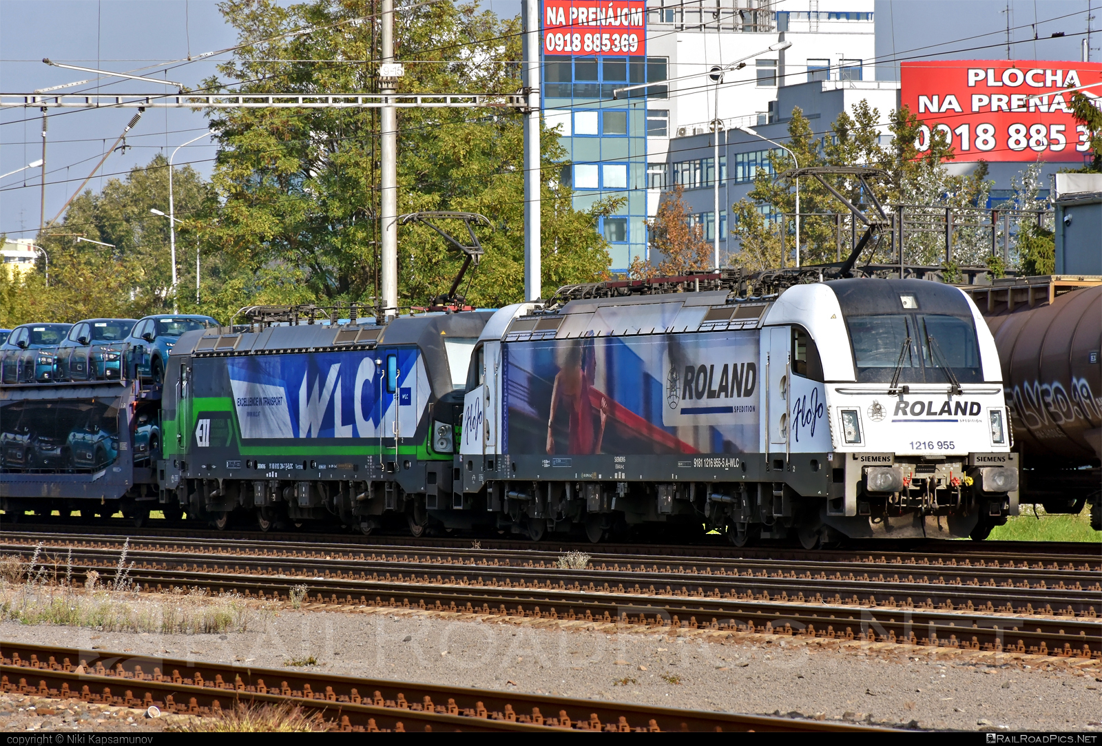 Siemens ES 64 U4 - 1216 955 operated by Wiener Lokalbahnen Cargo GmbH #es64 #es64u4 #eurosprinter #roland #siemens #siemensEs64 #siemensEs64u4 #siemenstaurus #taurus #tauruslocomotive #wienerlokalbahnencargo #wienerlokalbahnencargogmbh #wlc