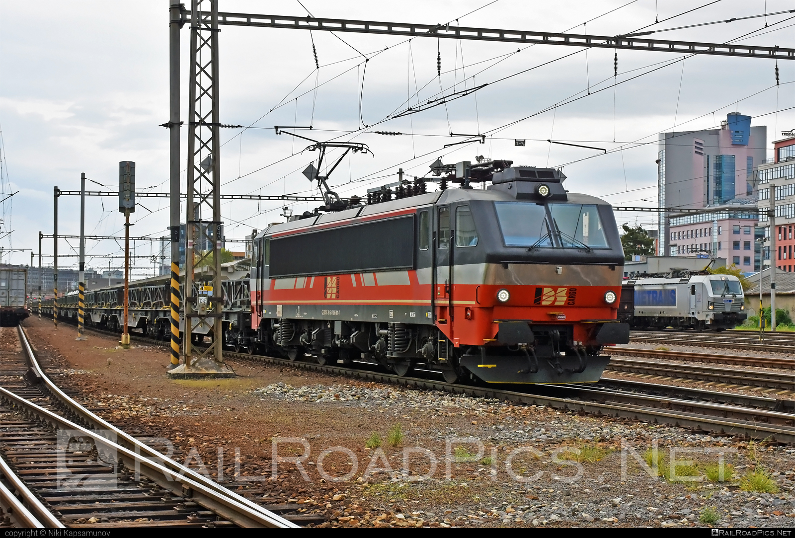 CZ LOKO EffiLiner 3000 - 365 001-7 operated by IDS CARGO a. s. #belgicanka #czloko #effiliner #effiliner3000 #flatwagon #idsc #idscargo #sncb12 #sncbclass12