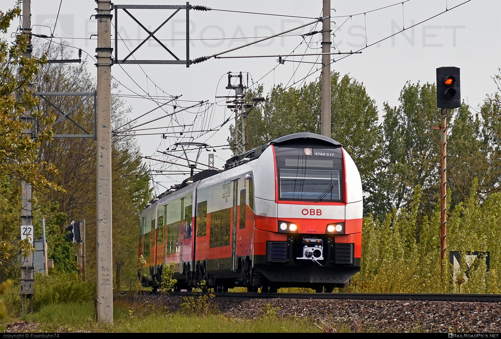 Siemens Desiro ML - 4744 517 operated by Österreichische Bundesbahnen #cityjet #desiro #desiroml #obb #obbcityjet #osterreichischebundesbahnen #siemens #siemensdesiro #siemensdesiroml