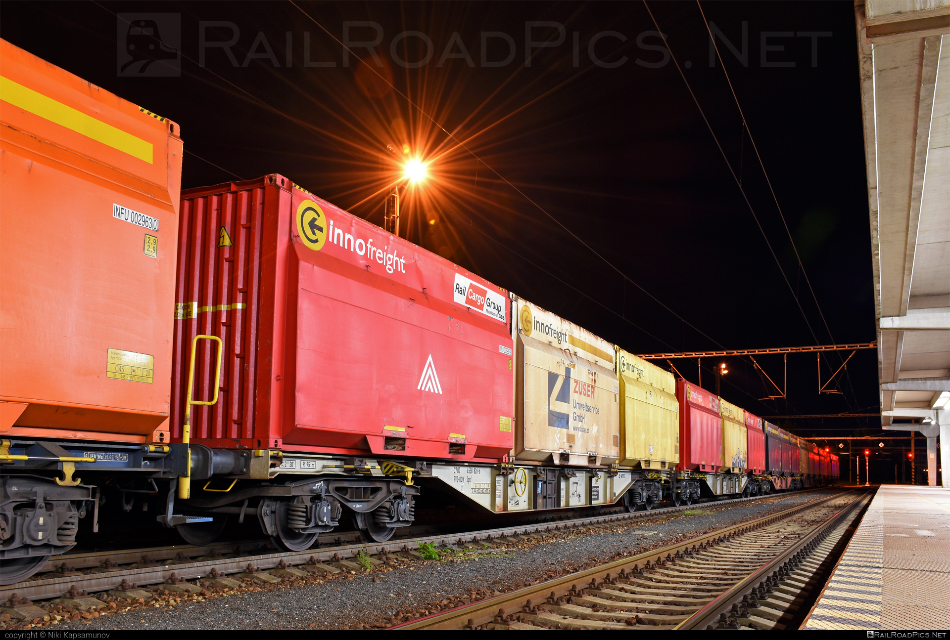 Class S - Sgns - 4558 826-6 operated by Rail Cargo Austria AG #flatwagon #innofreight #rcw #sgns