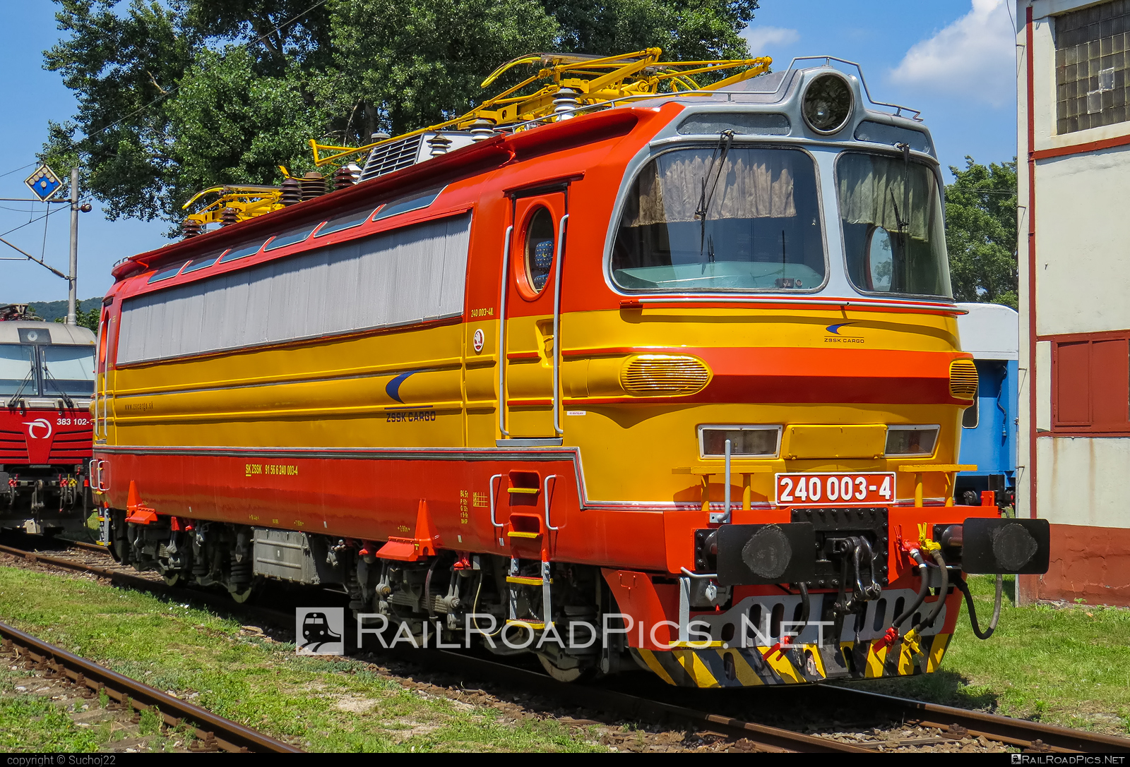 Škoda 47E - 240 003-4 operated by Železničná Spoločnost' Cargo Slovakia a.s. #ZeleznicnaSpolocnostCargoSlovakia #laminatka #locomotive240 #skoda #skoda47e #zsskcargo