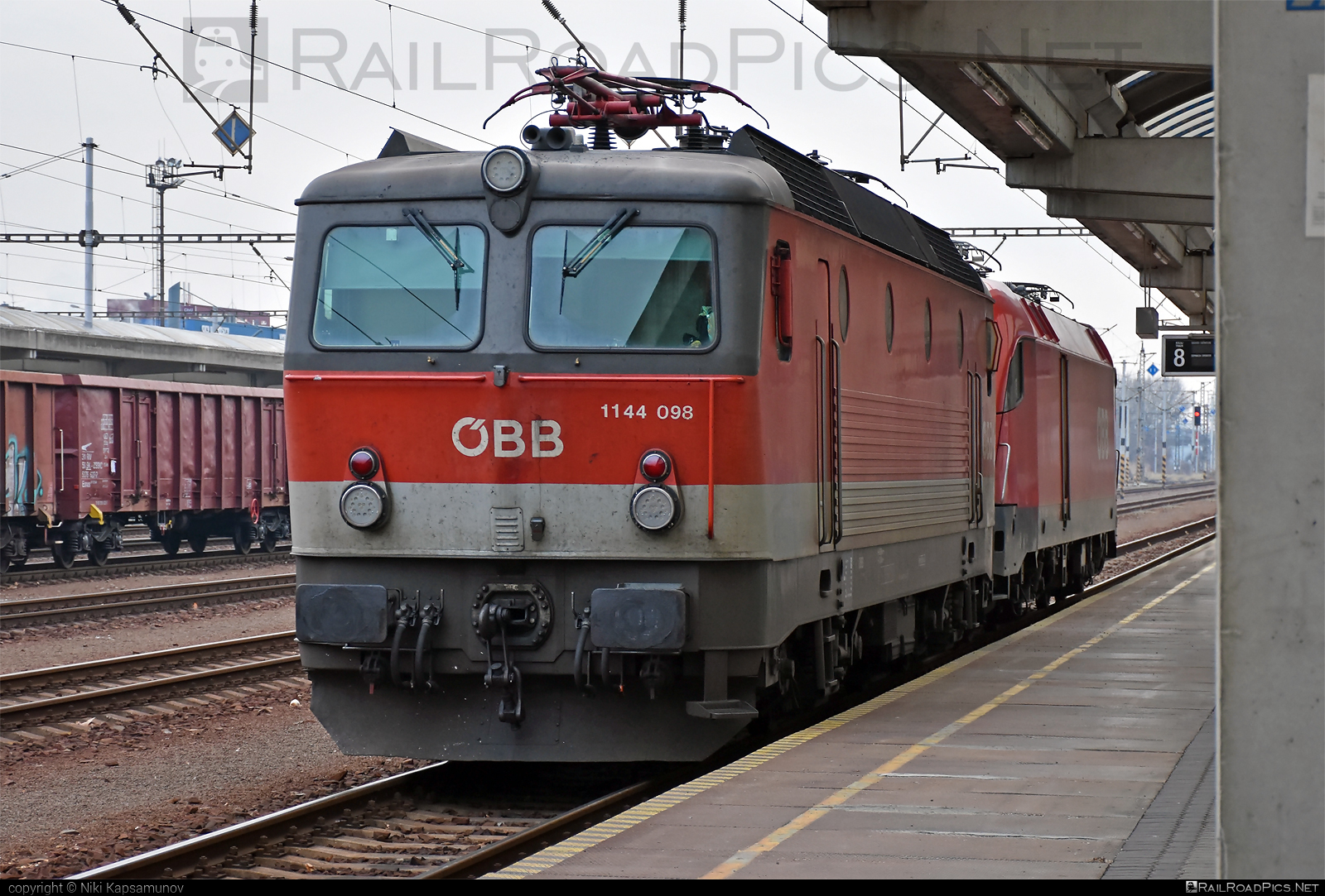 SGP 1144 - 1144 098 operated by Rail Cargo Austria AG #obb #obb1144 #obbClass1144 #osterreichischebundesbahnen #rcw #sgp #sgp1144 #simmeringgrazpauker