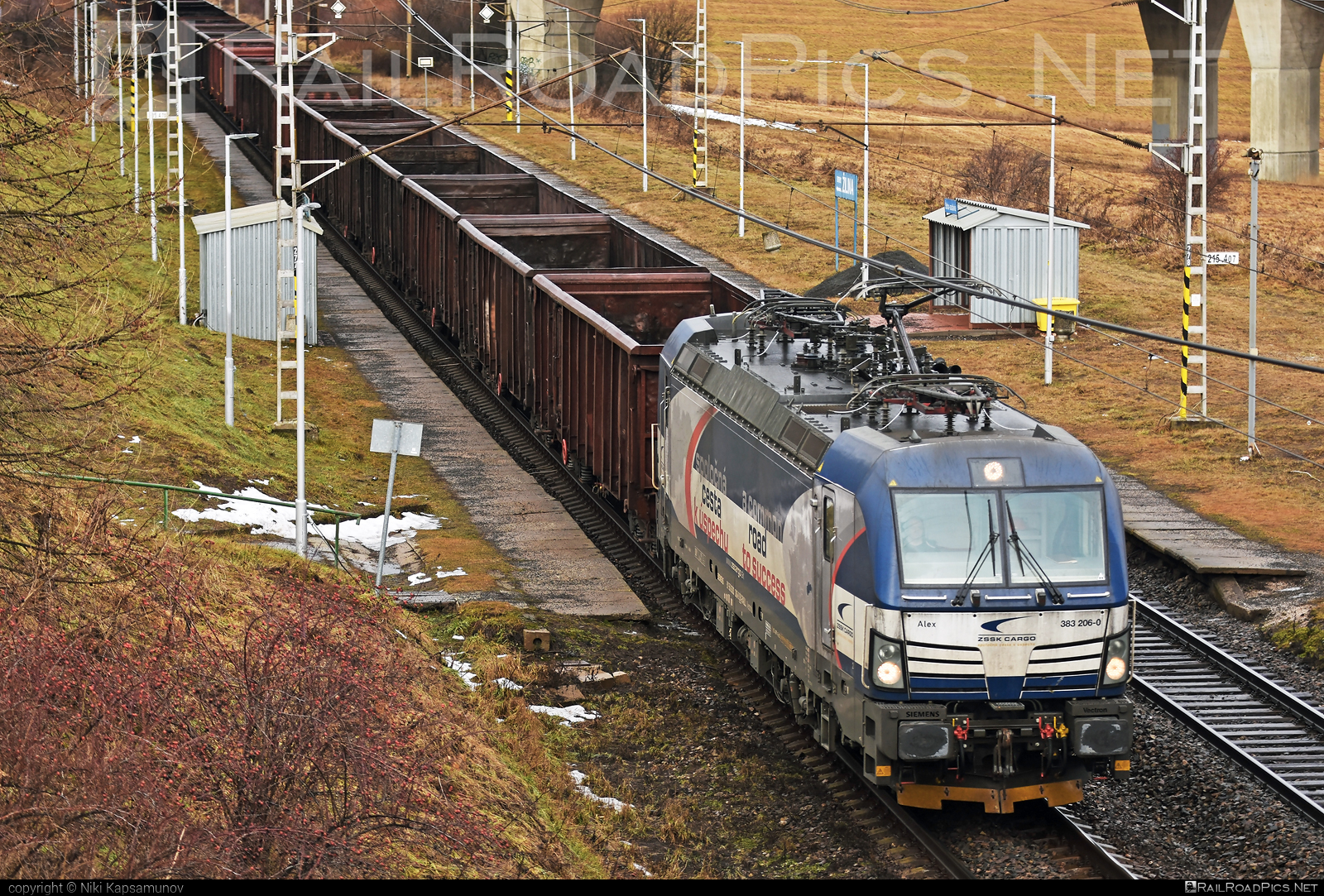 Siemens Vectron MS - 383 206-0 operated by Železničná Spoločnost' Cargo Slovakia a.s. #RollingStockLease #RollingStockLeaseSro #ZeleznicnaSpolocnostCargoSlovakia #openwagon #raill #siemens #siemensVectron #siemensVectronMS #vectron #vectronMS #zsskcargo