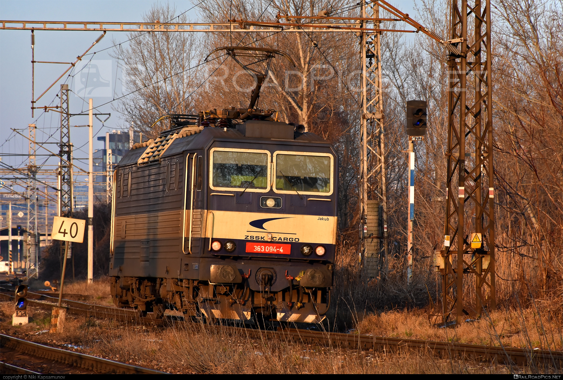 Škoda 69E - 363 094-4 operated by Železničná Spoločnost' Cargo Slovakia a.s. #ZeleznicnaSpolocnostCargoSlovakia #es4991 #eso #locomotive363 #skoda #skoda69e #zsskcargo
