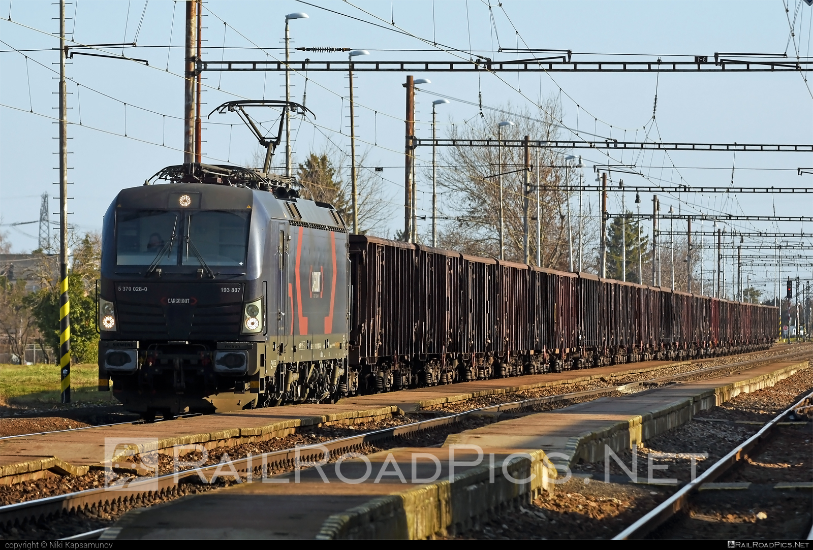 Siemens Vectron MS - 5 370 028-0 operated by LOKORAIL, a.s. #IndustrialDivision #cargounit #lokorail #lrl #openwagon #siemens #siemensVectron #siemensVectronMS #vectron #vectronMS