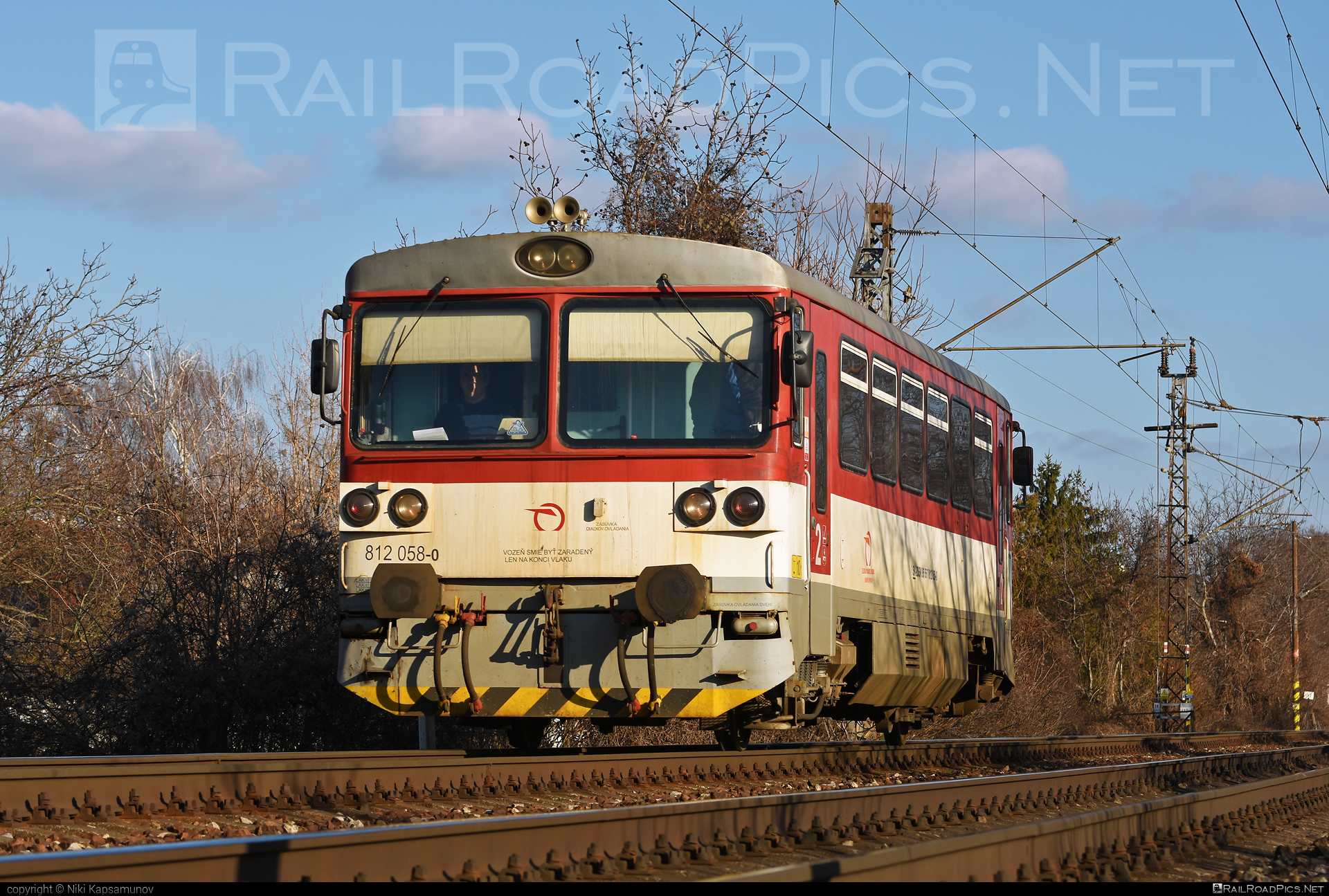 ŽOS Zvolen Class 812 - 812 058-0 operated by Železničná Spoločnost' Slovensko, a.s. #ZeleznicnaSpolocnostSlovensko #zoszvolen #zoszvolen812 #zssk