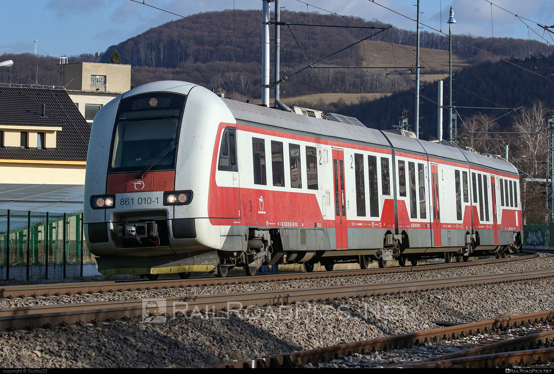ŽOS Vrútky Class 861.0 - 861 010-1 operated by Železničná Spoločnost' Slovensko, a.s. #ZeleznicnaSpolocnostSlovensko #dunihlav #husenica #zosvrutky #zosvrutky861 #zosvrutky8610 #zssk #zssk861 #zssk8610