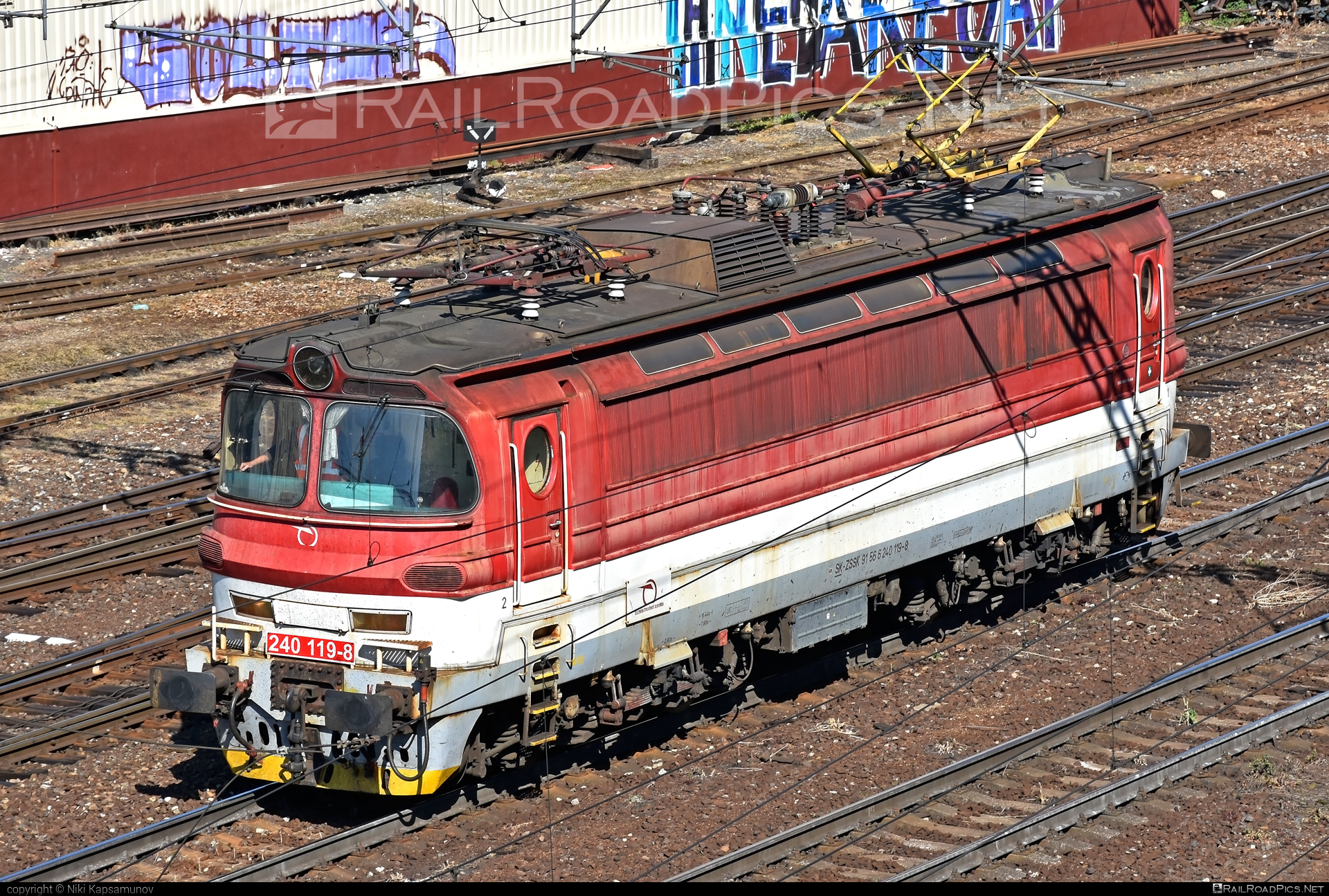 Škoda 47E - 240 119-8 operated by Železničná Spoločnost' Slovensko, a.s. #ZeleznicnaSpolocnostSlovensko #laminatka #locomotive240 #skoda #skoda47e #zssk