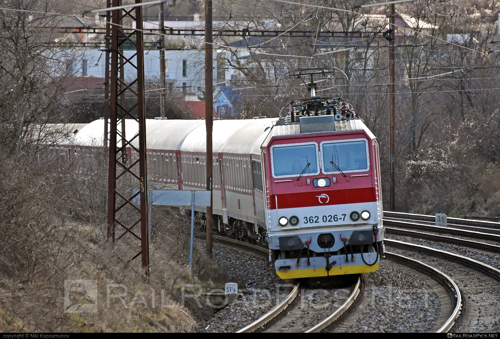 Škoda 69Er - 362 026-7 operated by Železničná Spoločnost' Slovensko, a.s. #ZeleznicnaSpolocnostSlovensko #eso #locomotive362 #rychleeso #skoda #skoda69er #urpin #zssk