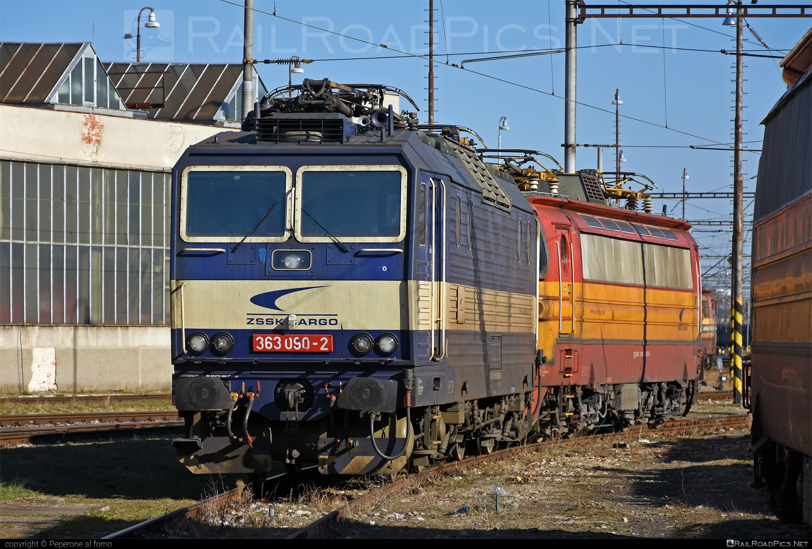 Škoda 69E - 363 090-2 operated by Železničná Spoločnost' Cargo Slovakia a.s. #ZeleznicnaSpolocnostCargoSlovakia #es4991 #eso #locomotive363 #skoda #skoda69e #zsskcargo