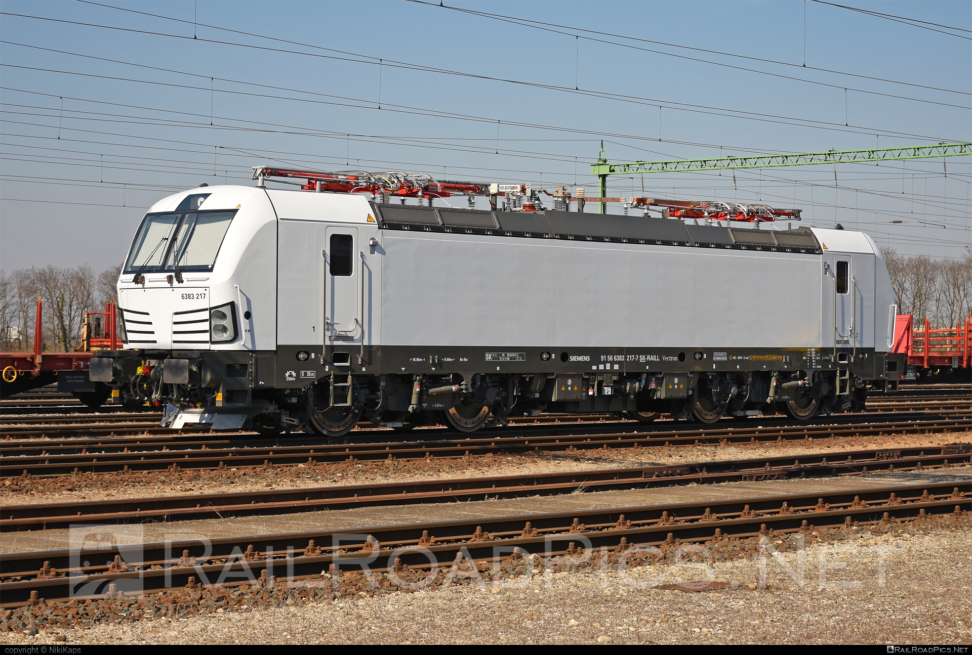 Siemens Vectron MS - 6383 217 operated by CENTRAL RAILWAYS s.r.o. #RollingStockLease #RollingStockLeaseSro #centralrailways #crw #raill #siemens #siemensVectron #siemensVectronMS #vectron #vectronMS