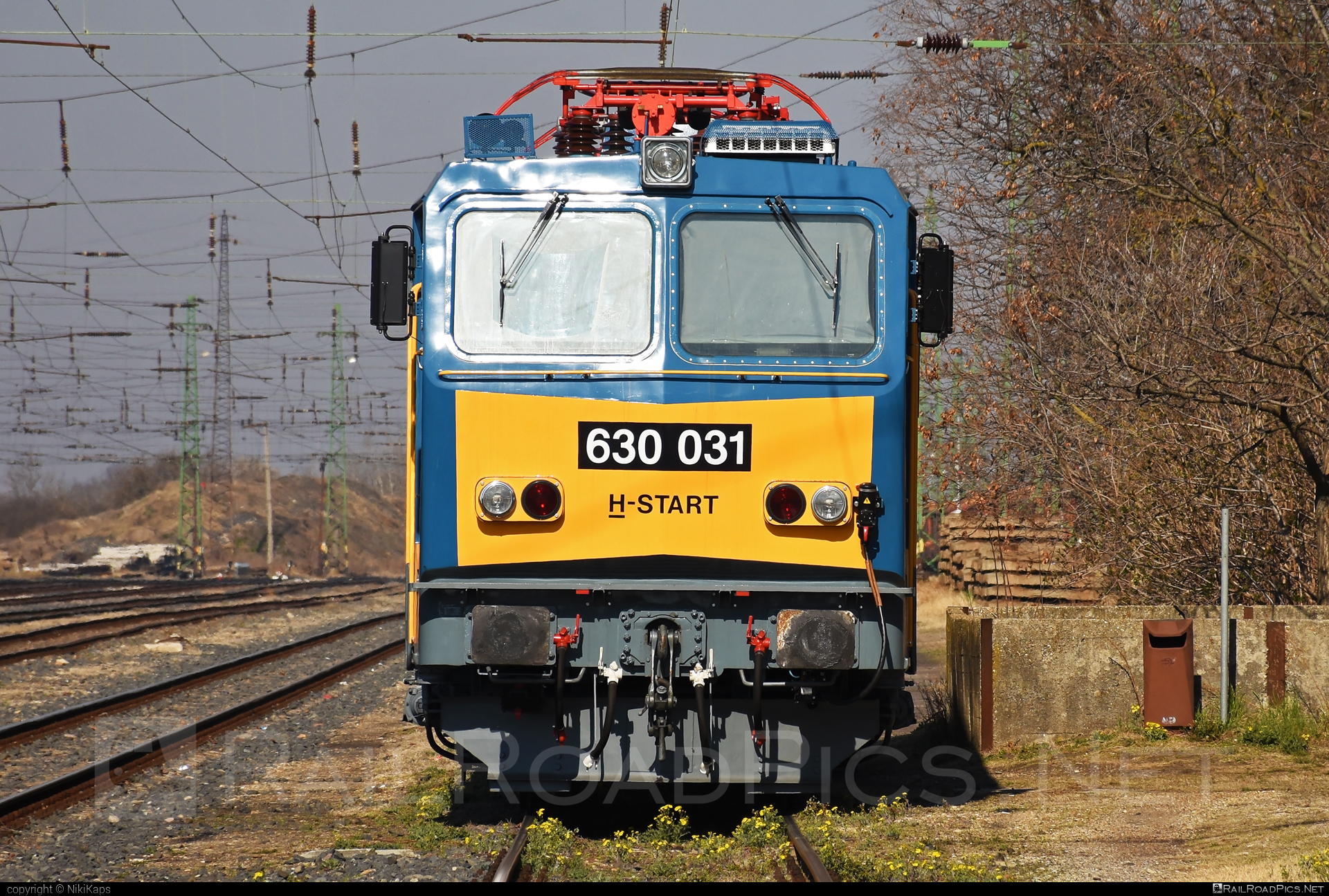Ganz-MÁVAG VM15-4 - 630 031 operated by MÁV-START ZRt. #ganz63 #ganz630 #ganzmavag #ganzmavag63 #ganzmavag630 #ganzmavagvm154 #locomotive630 #mav #mavstart #mavstartzrt #v63locomotive