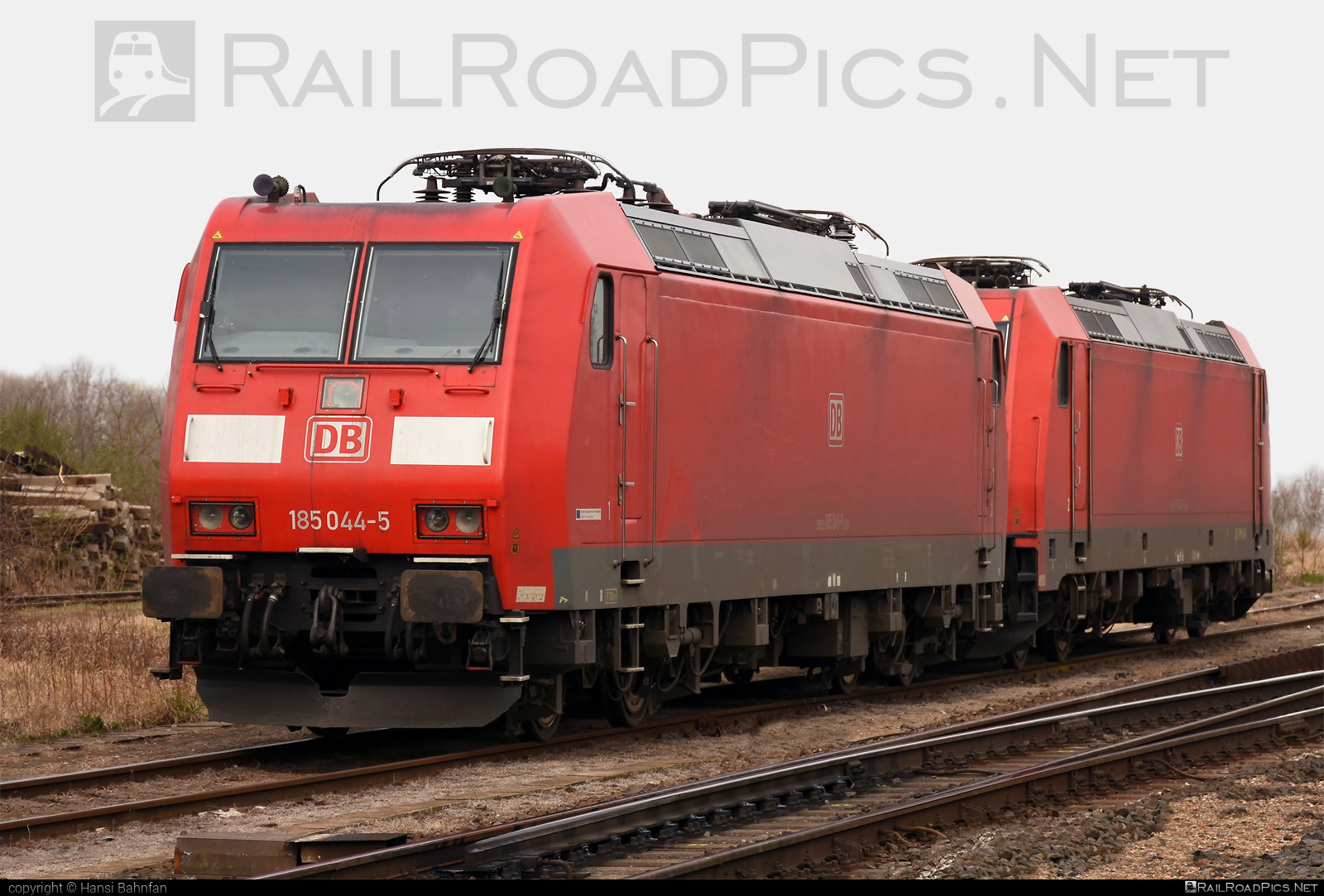 Bombardier TRAXX F140 AC1 - 185 044-5 operated by DB Cargo AG #bombardier #bombardiertraxx #db #dbcargo #dbcargoag #deutschebahn #traxx #traxxf140 #traxxf140ac #traxxf140ac1