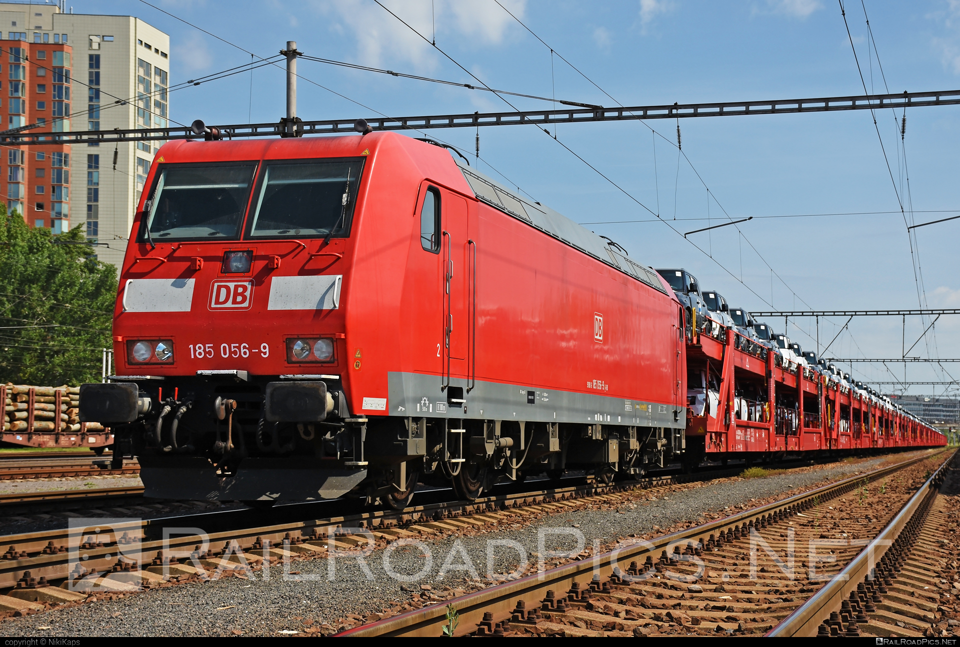 Bombardier TRAXX F140 AC1 - 185 056-9 operated by DB Cargo AG #bombardier #bombardiertraxx #carcarrierwagon #db #dbcargo #dbcargoag #traxx #traxxf140 #traxxf140ac #traxxf140ac1