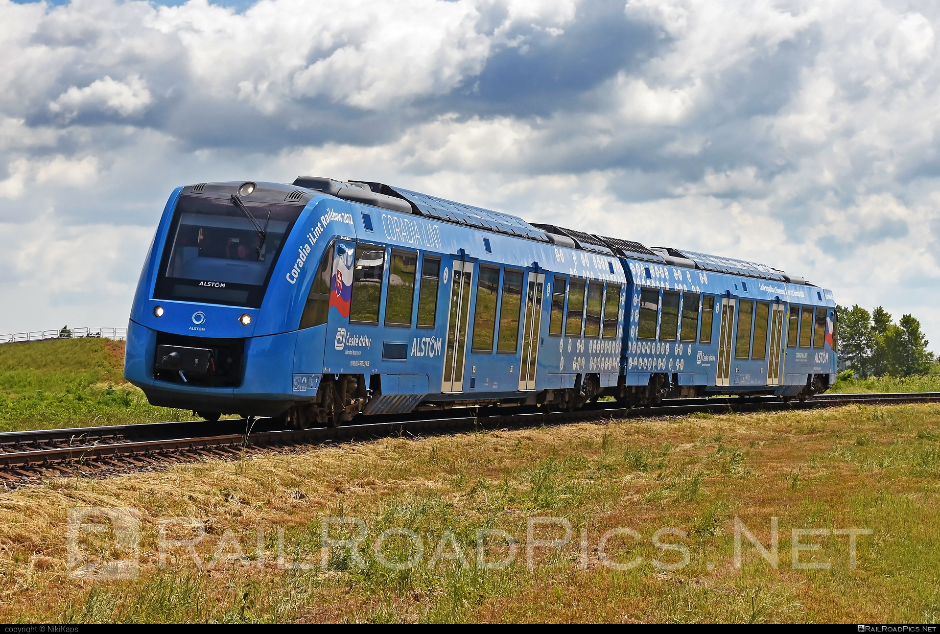 Alstom Coradia iLint - 654 601-3 operated by Alstrom Transport Deutschland GmbH #alstom #alstomCoradia #alstomCoradiaiLint #coradiaiLint #hydrogen #ilint
