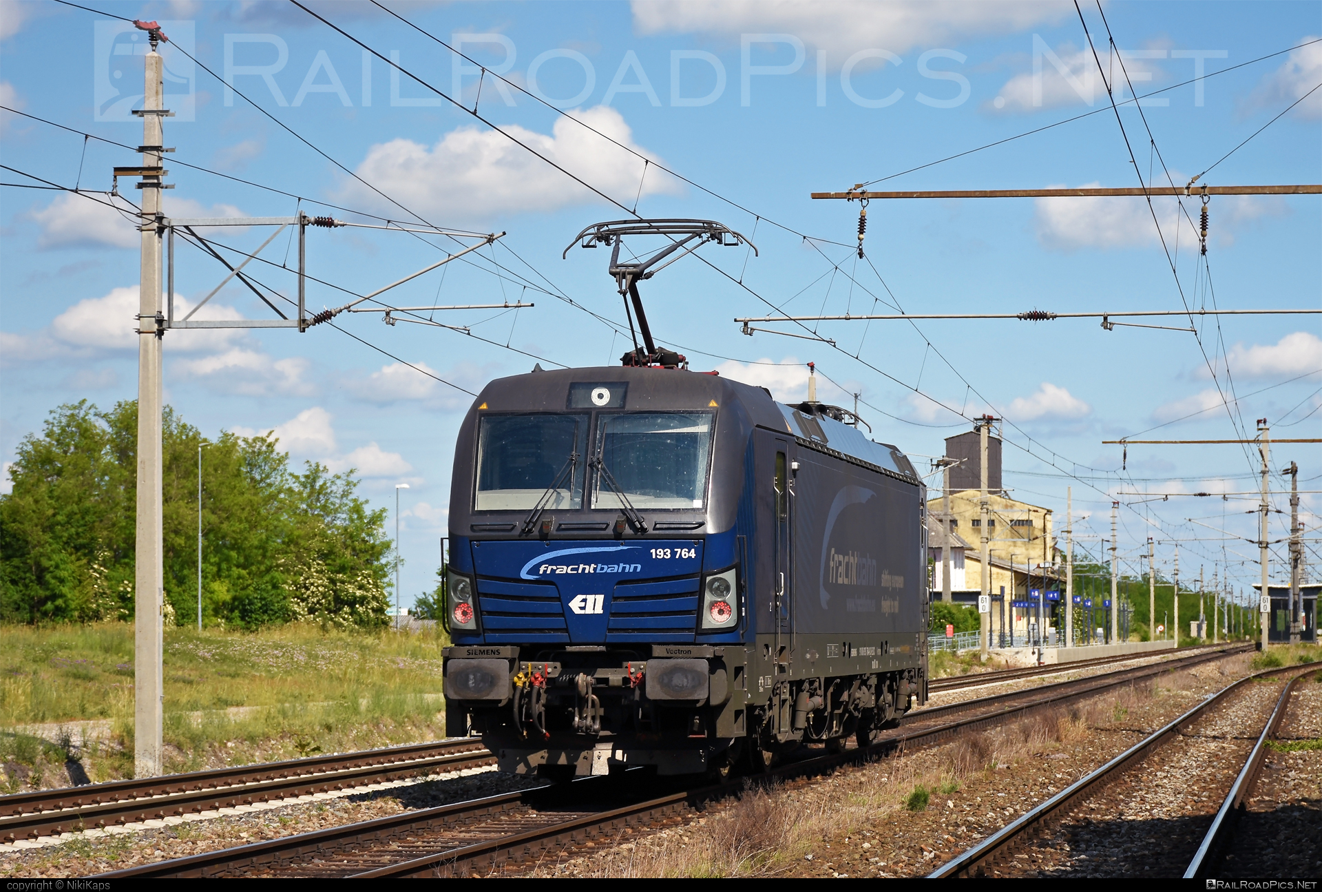 Siemens Vectron MS - 193 764 operated by FRACHTbahn Traktion GmbH #ell #ellgermany #eloc #europeanlocomotiveleasing #frachtbahn #frachtbahntraktion #frachtbahntraktiongmbh #siemens #siemensvectron #siemensvectronms #vectron #vectronms