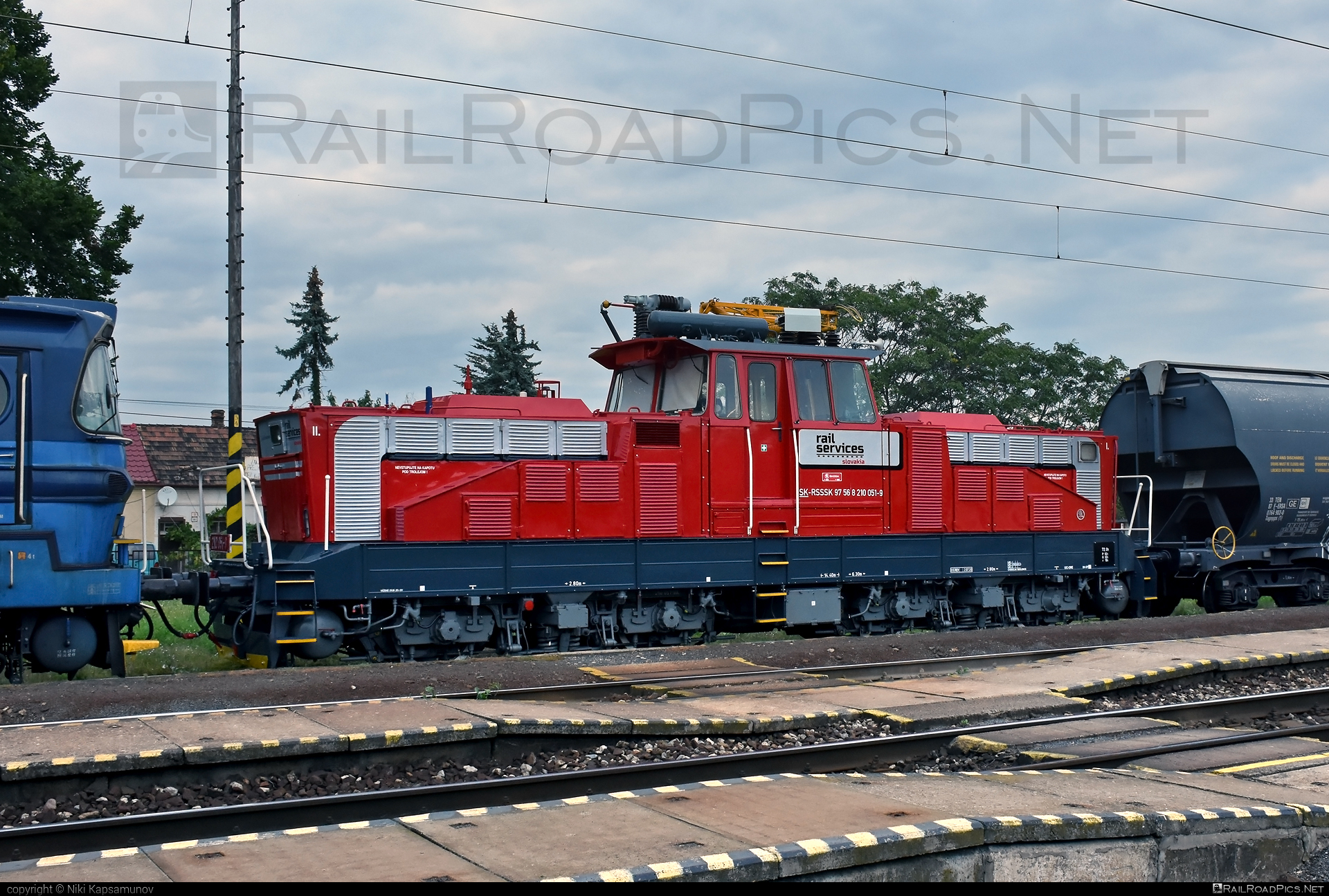 Škoda 51E - 210 051-9 operated by Rail Services Slovakia, s.r.o. #RailServicesSlovakia #locomotive210 #rsssk #skoda #skoda51e #zehlicka