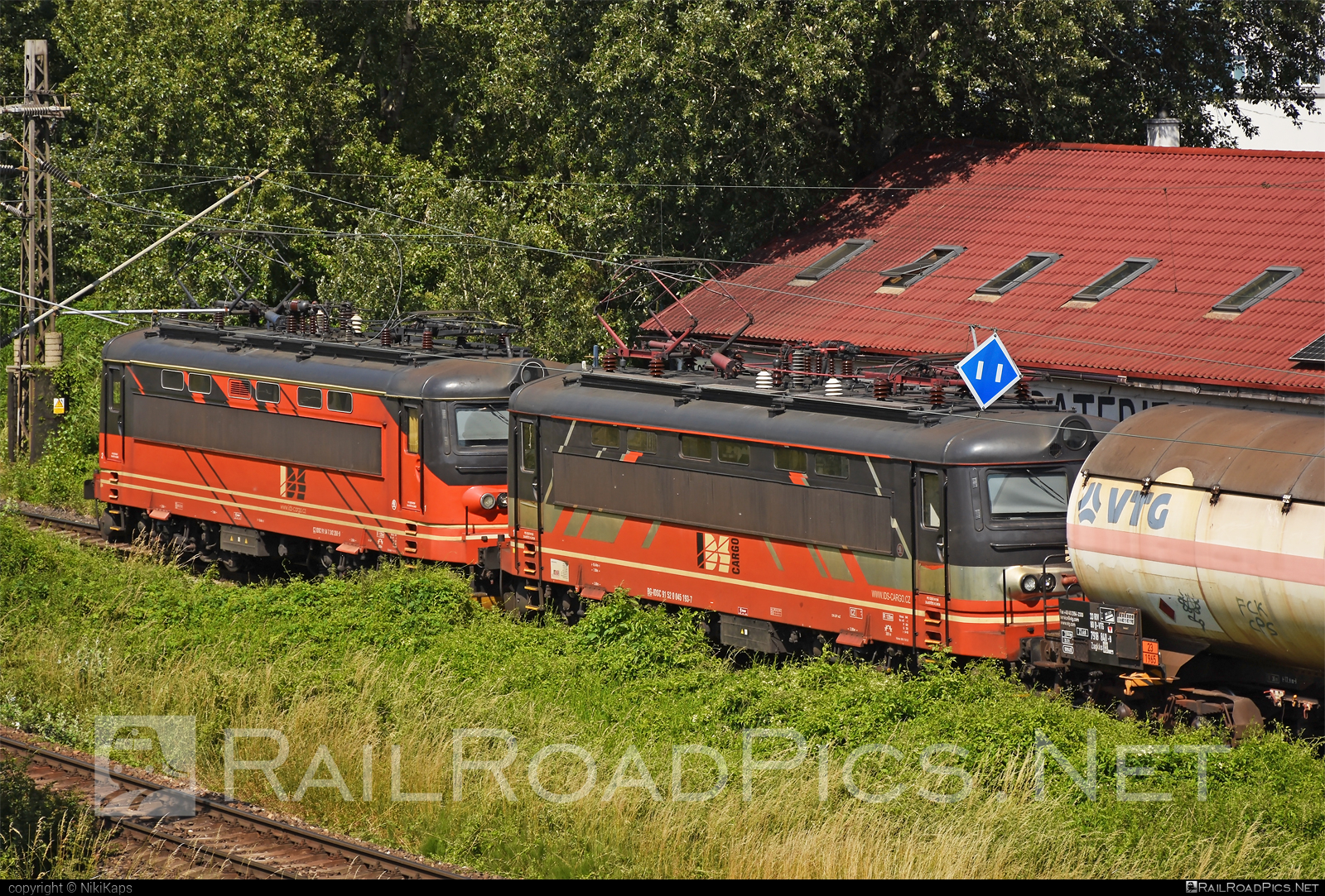 Škoda 73E - 045 193-7 operated by IDS CARGO a. s. #idsc #idscargo #locomotive242 #plechac #skoda #skoda73e