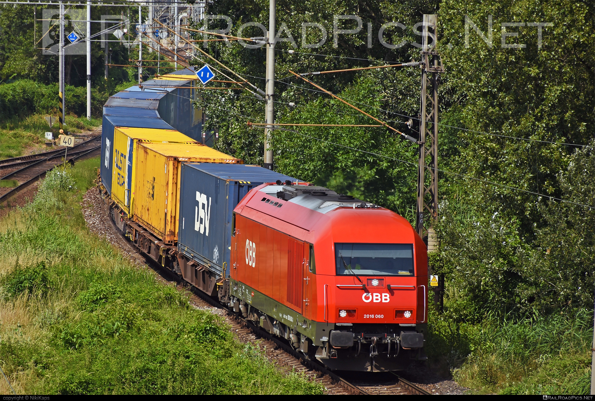 Siemens ER20 - 2016 060 operated by Rail Cargo Austria AG #container #er20 #er20hercules #eurorunner #flatwagon #hercules #obb #osterreichischebundesbahnen #rcw #siemens #siemenser20 #siemenser20hercules #siemenseurorunner #siemenshercules
