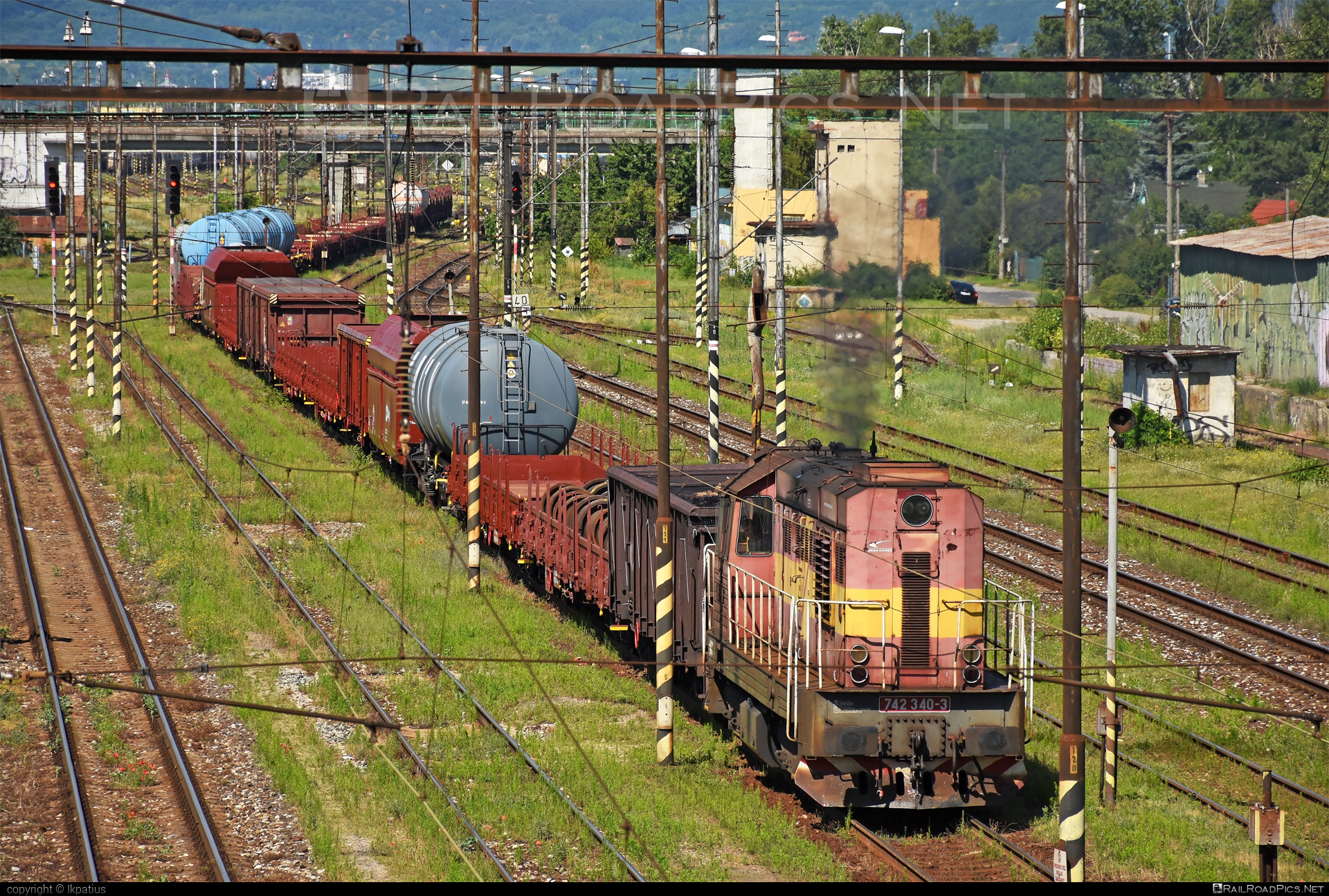 ČKD T 466.2 (742) - 742 340-3 operated by Železničná Spoločnost' Cargo Slovakia a.s. #ZeleznicnaSpolocnostCargoSlovakia #ckd #ckd4662 #ckd742 #ckdt4662 #kocur #mixofcargo #zsskcargo
