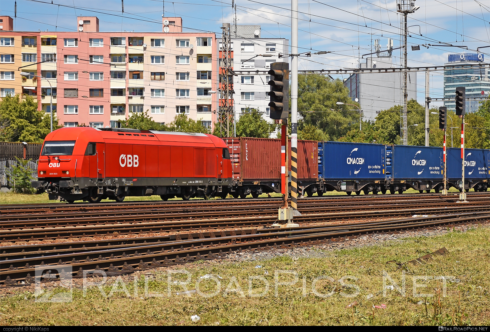 Siemens ER20 - 2016 035 operated by Rail Cargo Austria AG #container #er20 #er20hercules #eurorunner #flatwagon #hercules #obb #osterreichischebundesbahnen #rcw #siemens #siemenser20 #siemenser20hercules #siemenseurorunner #siemenshercules