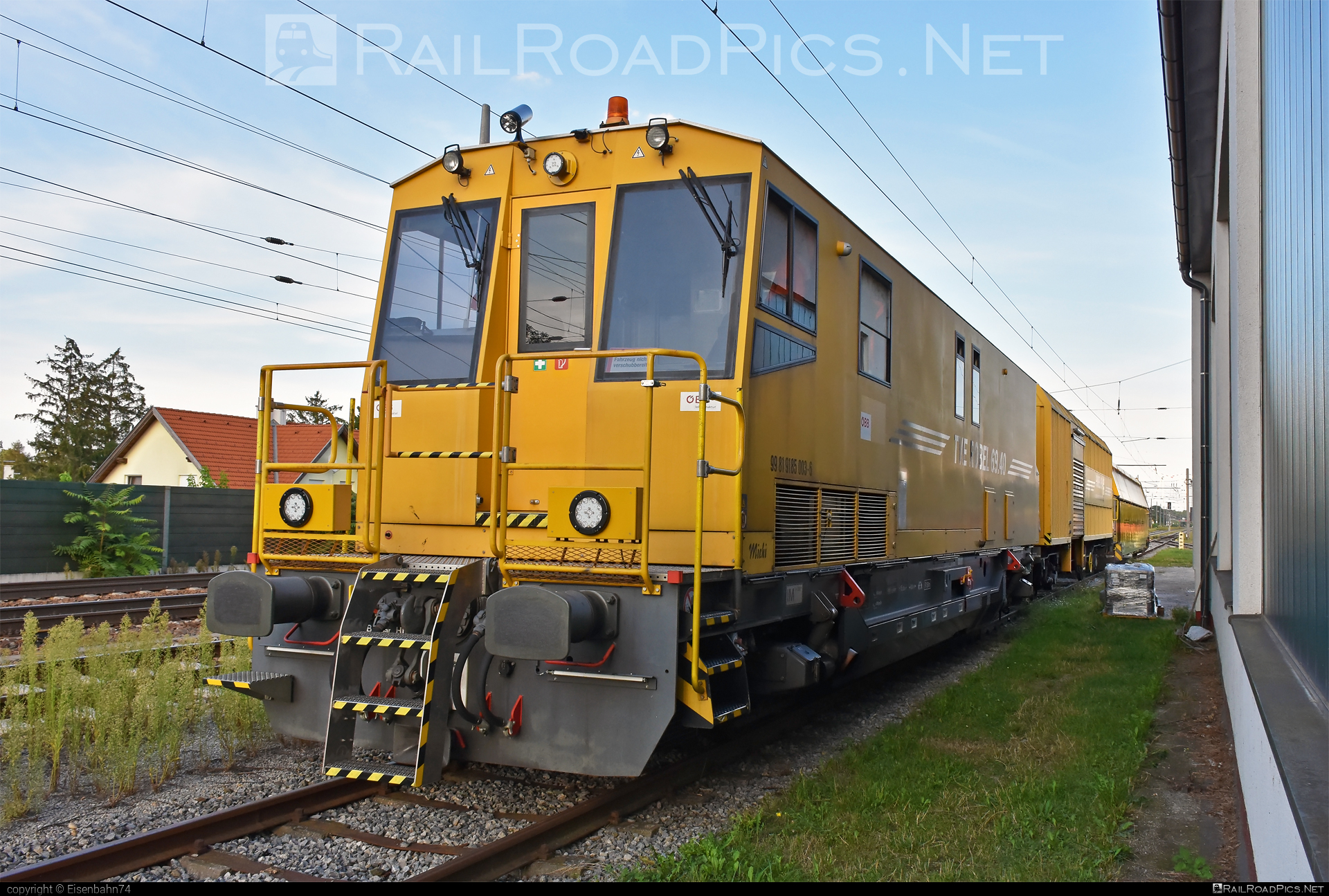 Robel Mobile Maintenance System - 185 003-6 operated by Österreichische Bundesbahnen #obb #obbinfra #osterreichischebundesbahnen #robel #robelMms #robelMobileMaintenanceSystem #robelTve9640 #tve6940