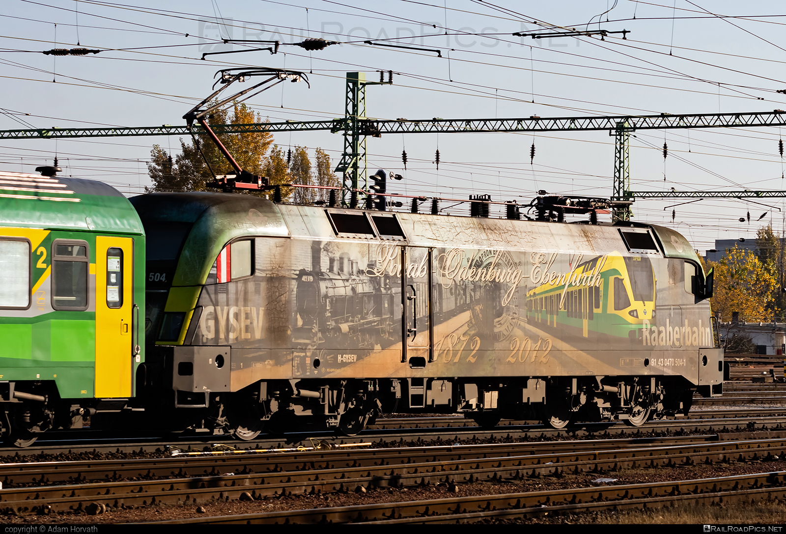 Siemens ES 64 U2 - 470 504 operated by GYSEV - Györ-Sopron-Ebenfurti Vasut Részvénytarsasag #es64 #es64u2 #eurosprinter #gyorsopronebenfurtivasutreszvenytarsasag #gysev #raaberbahn #siemens #siemenses64 #siemenses64u2 #siemenstaurus #taurus #tauruslocomotive
