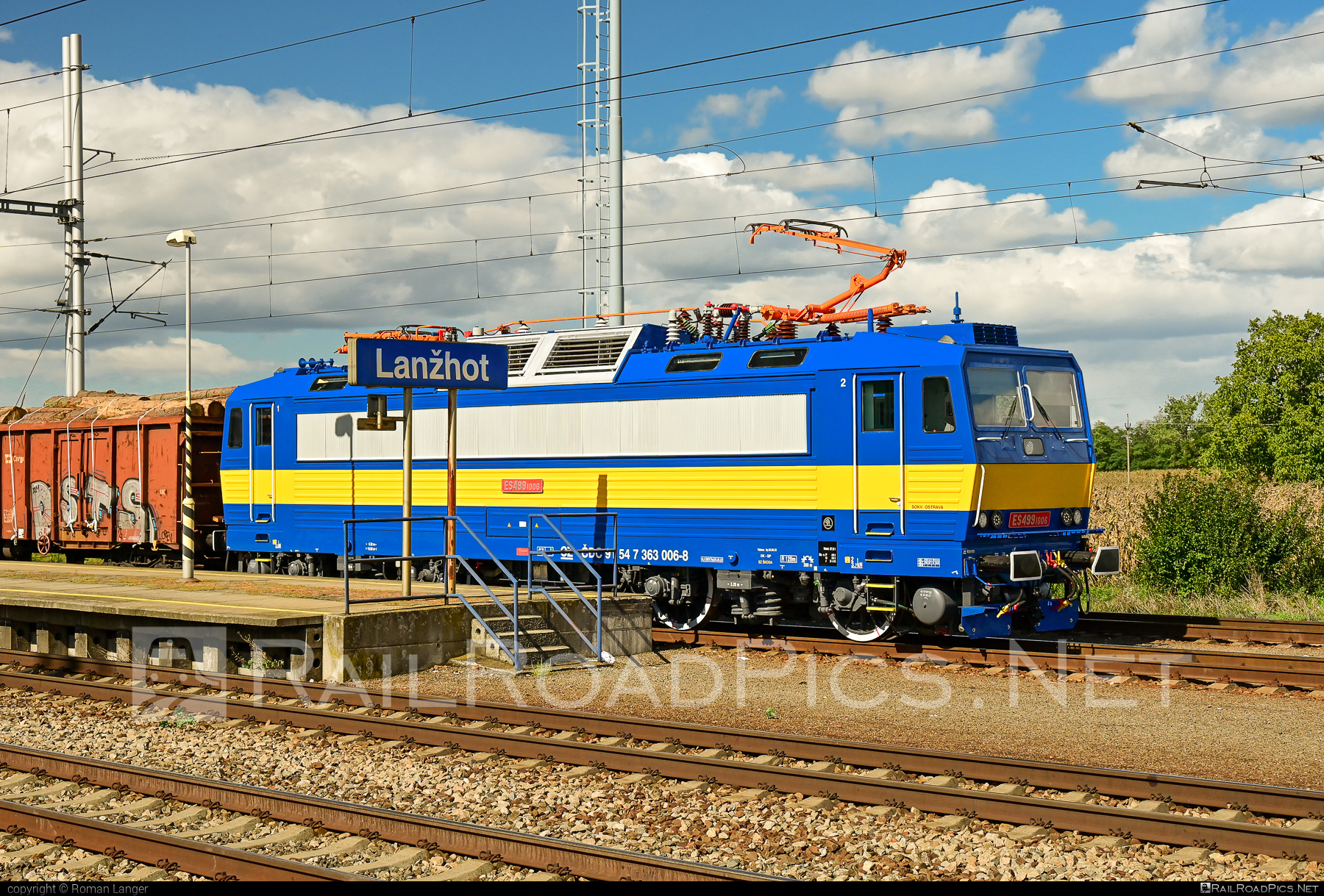 Škoda 69E - 363 006-8 operated by ČD Cargo, a.s. #cdcargo #es4991 #eso #locomotive363 #skoda #skoda69e
