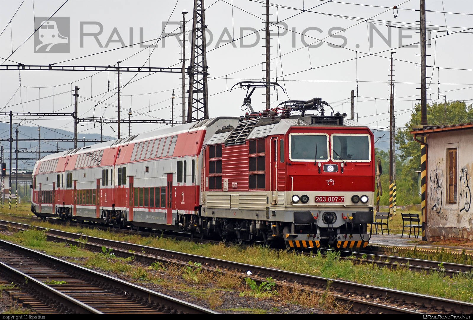 Škoda 70E - 263 007-7 operated by Železničná Spoločnost' Slovensko, a.s. #ZeleznicnaSpolocnostSlovensko #janosik #locomotive263 #princezna #skoda #skoda70e #zssk