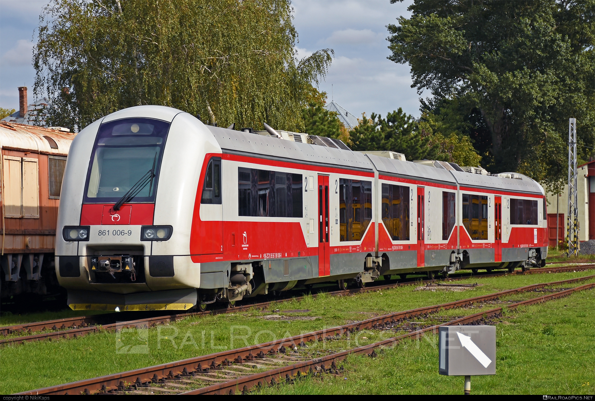 ŽOS Vrútky Class 861.0 - 861 006-9 operated by Železničná Spoločnost' Slovensko, a.s. #ZeleznicnaSpolocnostSlovensko #dunihlav #husenica #zosvrutky #zosvrutky861 #zosvrutky8610 #zssk #zssk861 #zssk8610