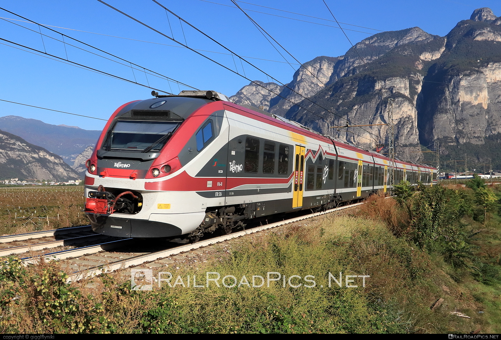 Alstom Coradia Meridian (ETR.526) - 526 096 operated by Trenitalia S.p.A. #alstom #alstomCoradia #coradia #coradiaMeridian #etr526 #ferroviedellostato #fs #fsitaliane #trenitalia #trenitaliaspa